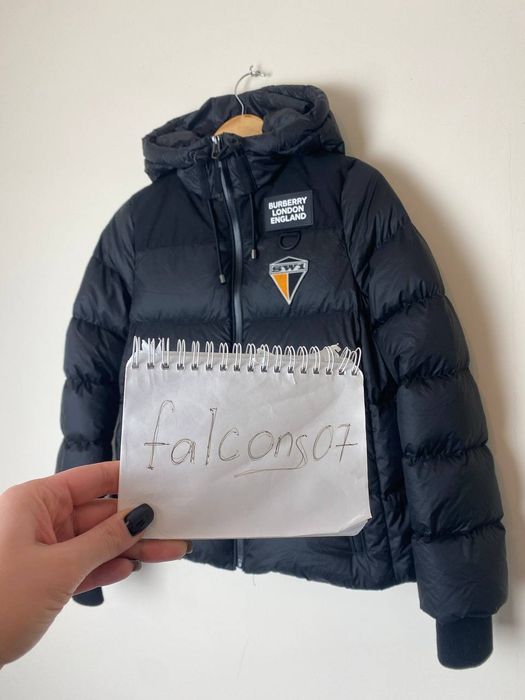 Burberry logo graphic store hooded puffer jacket