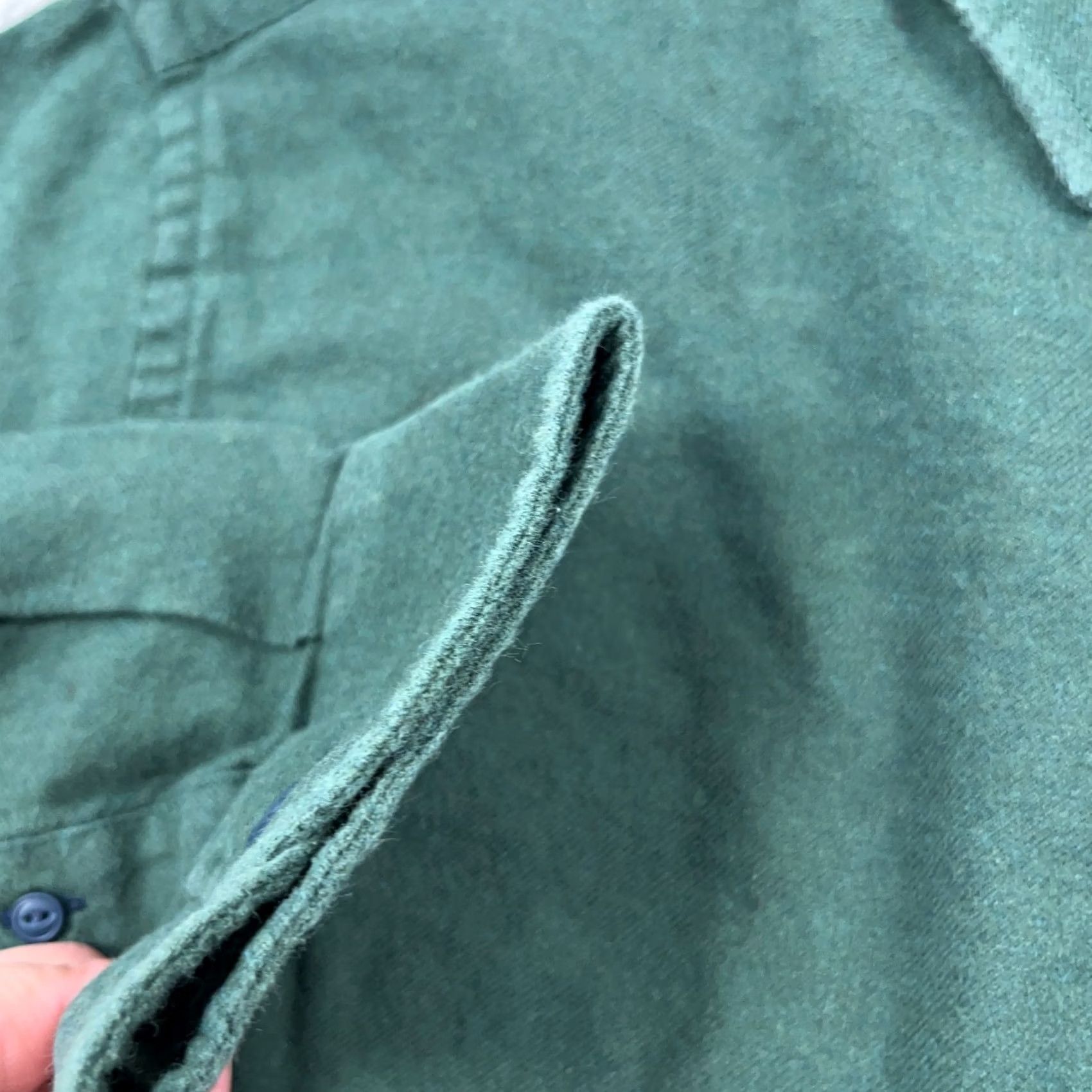 UNTUCKit UNTUCKit Shirt Men XL Green Flannel Button Up Solid Lightweight Dress Pocket Size 46R - 5 Thumbnail