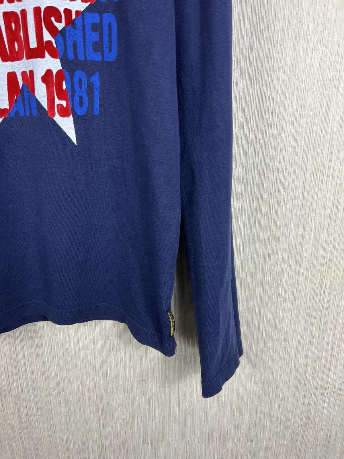 Giorgio Armani Vintage Giorgio Armani archival jeans navy star long sleeve Size US S / EU 44-46 / 1 - 6 Thumbnail