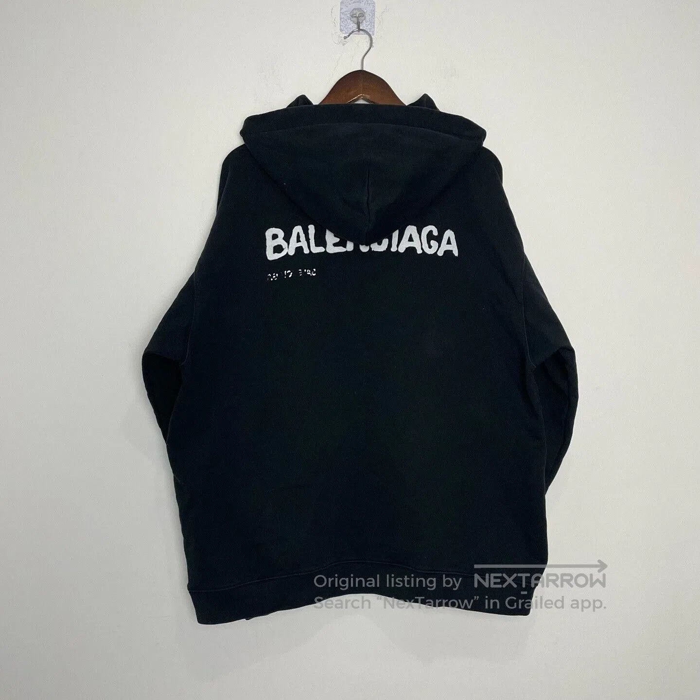 Balenciaga black balenciaga logo hoodie with large size. Size US XL / EU 56 / 4 - 2 Thumbnail