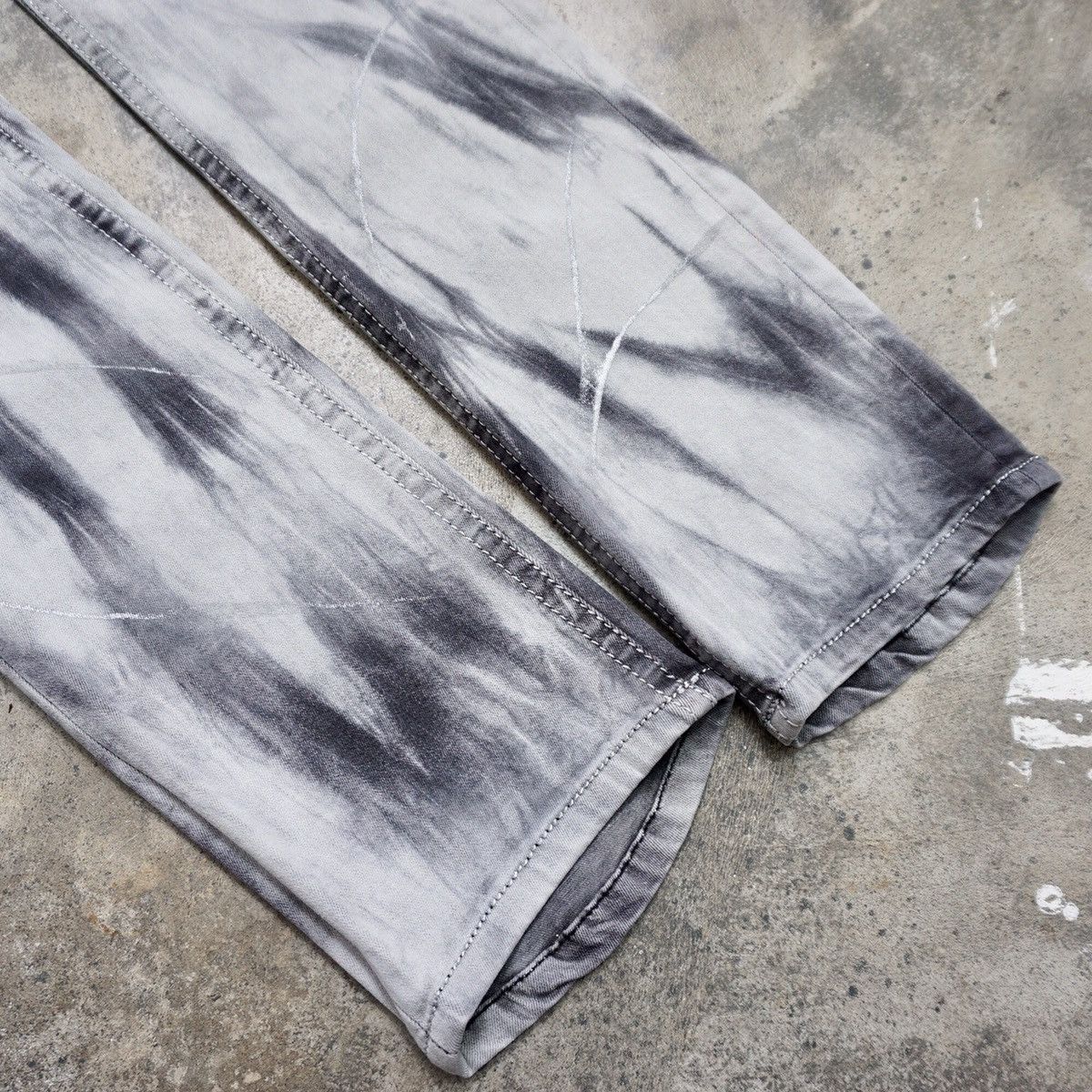 If Six Was Nine × Japanese Brand × Le Grande Bleu (L.G.B.) Xfrm acid wash shadow Jeans Size US 32 / EU 48 - 6 Thumbnail