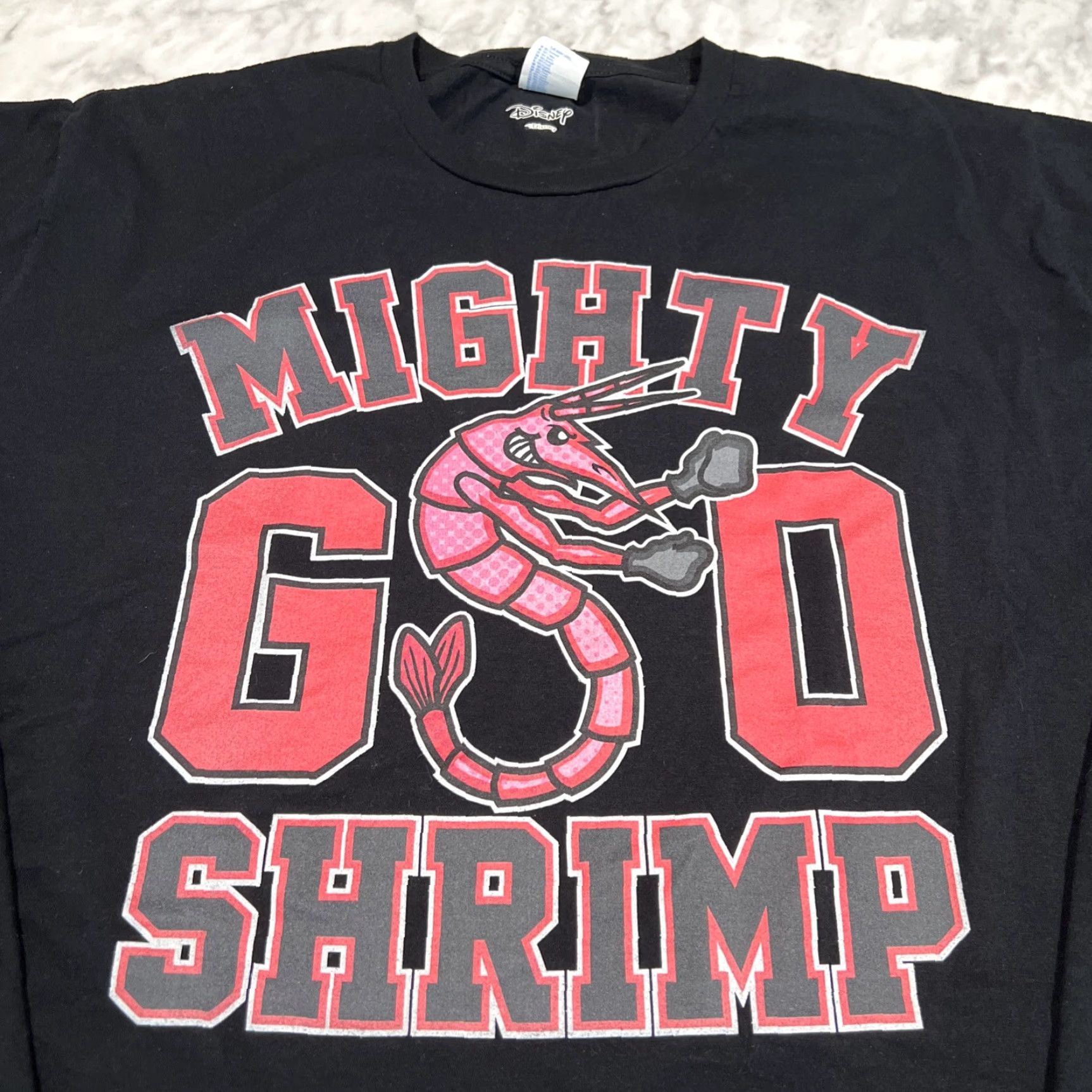 Port & Company Disney Zombies Seabrook Shrimp High T-shirt Men’s 2XL Long Sleeve Black Graphic Size US XXL / EU 58 / 5 - 2 Thumbnail