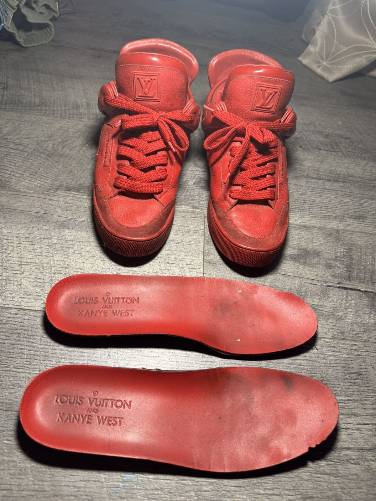 Kanye West × Louis Vuitton Used LV Louis Vuitton Kanye West Don Red Low U.S.: 8.5-9 Size US 7 / EU 40 - 3 Thumbnail