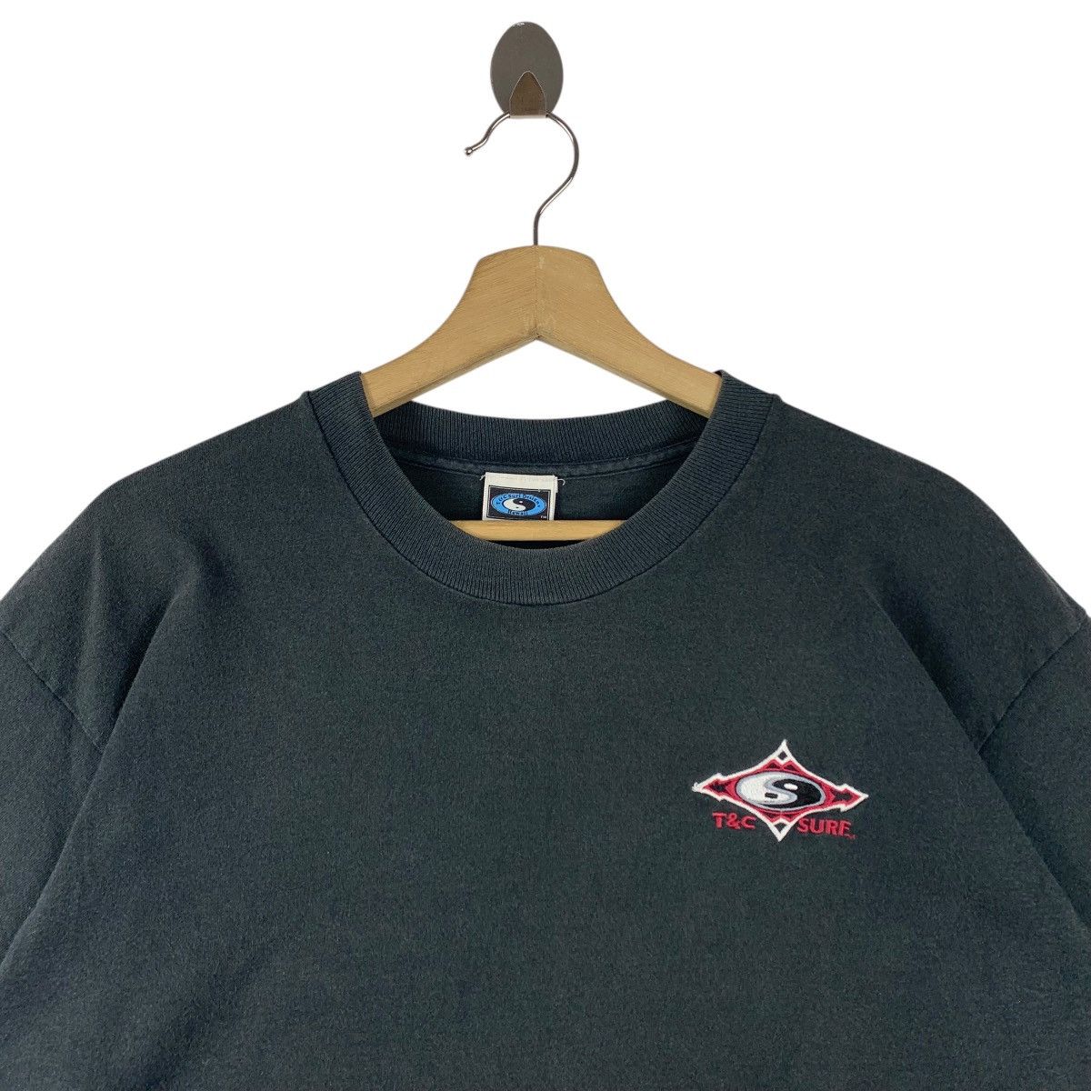 Vintage Vintage 90s T&C SURF Surfing Small logo tee Size US L / EU 52-54 / 3 - 2 Thumbnail