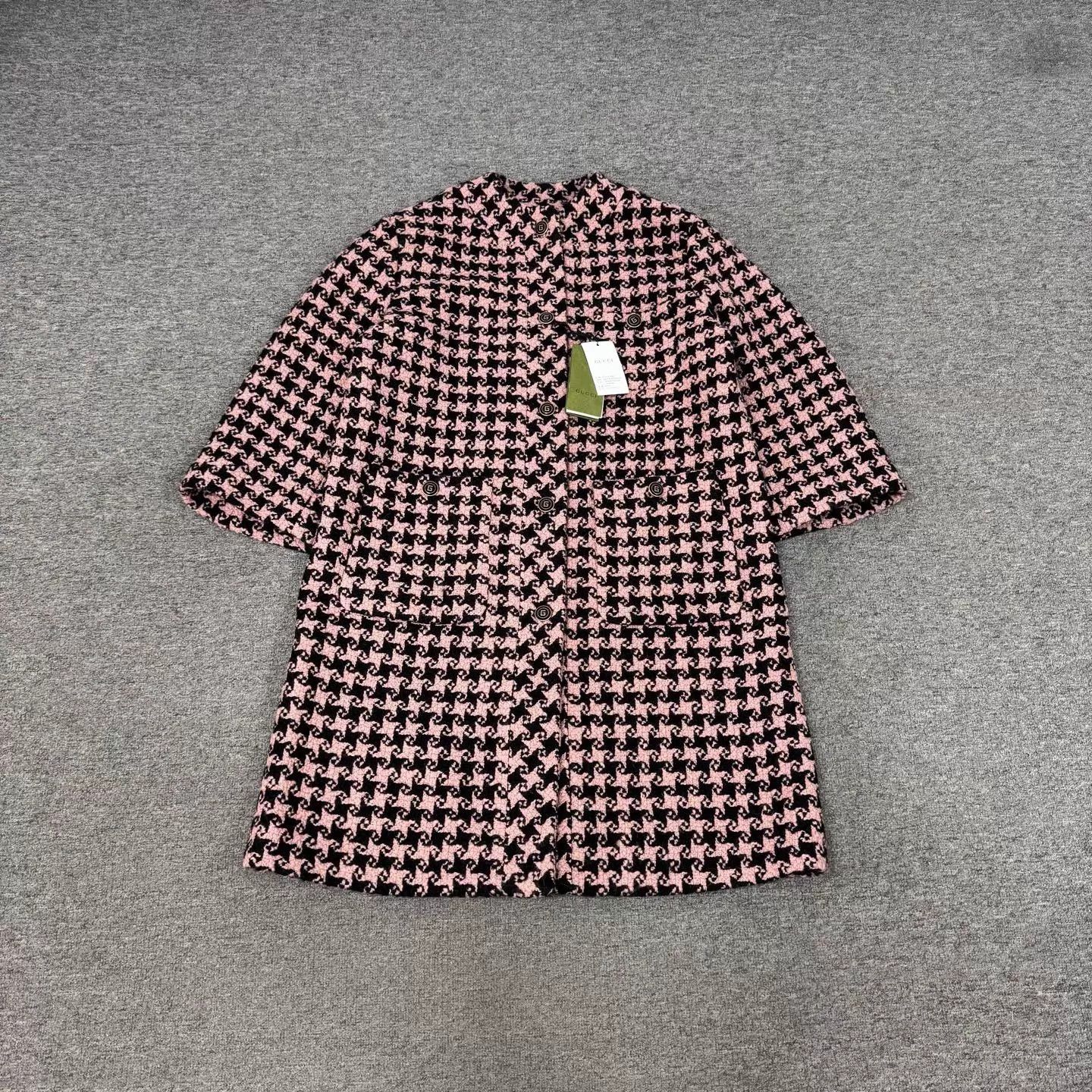 Gucci Gucci pink black houndstooth tweed collarless mid coat 40 Size S / US 4 / IT 40 - 1 Thumbnail