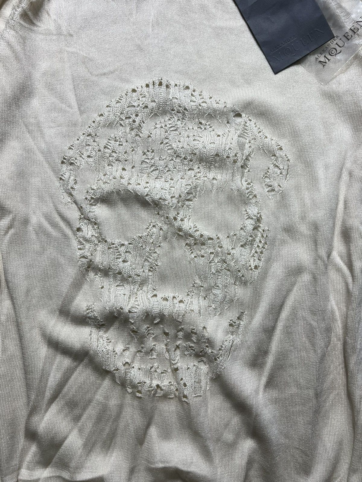 Alexander McQueen Alexander McQueen - Distressed Skull Sweater Size L / US 10 / IT 46 - 2 Thumbnail