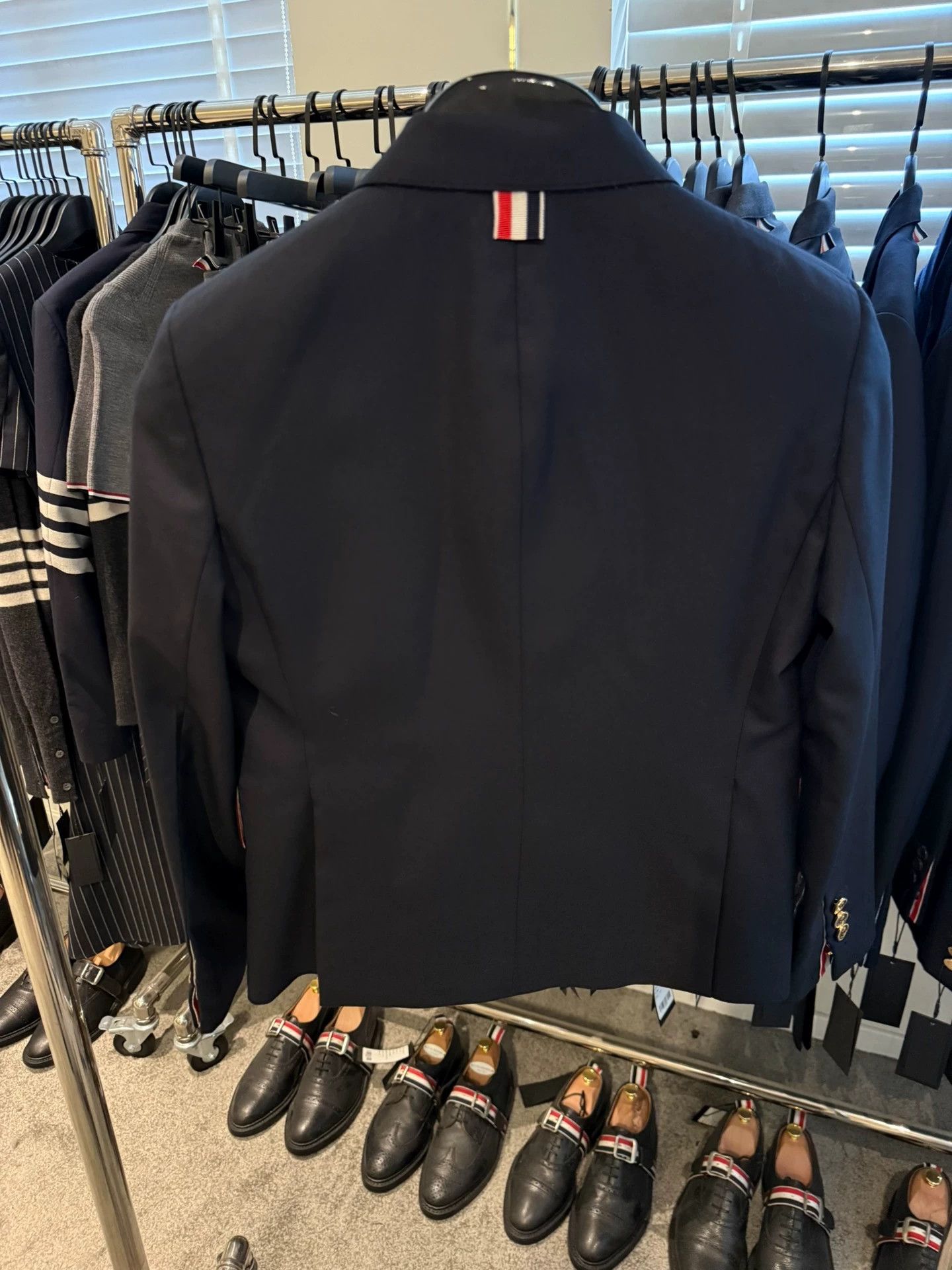 Thom Browne Thom Browne Wmn's Navy Gold Button Short Blazer 36 Size XS / US 0-2 / IT 36-38 - 2 Thumbnail