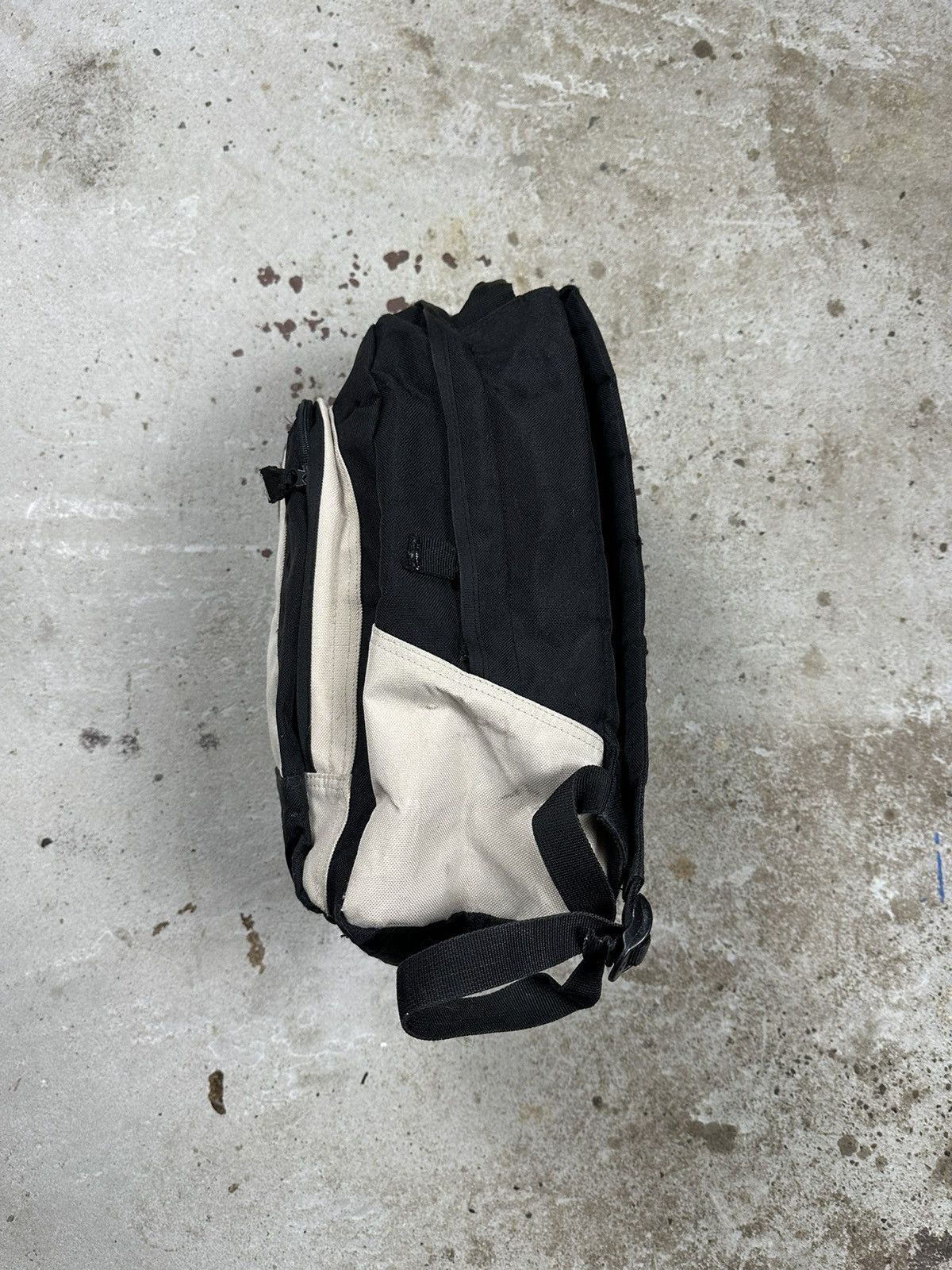 Nike ‼️ Vintage y2k Nike Beige Backpack Bag Swoosh Size ONE SIZE - 7 Thumbnail