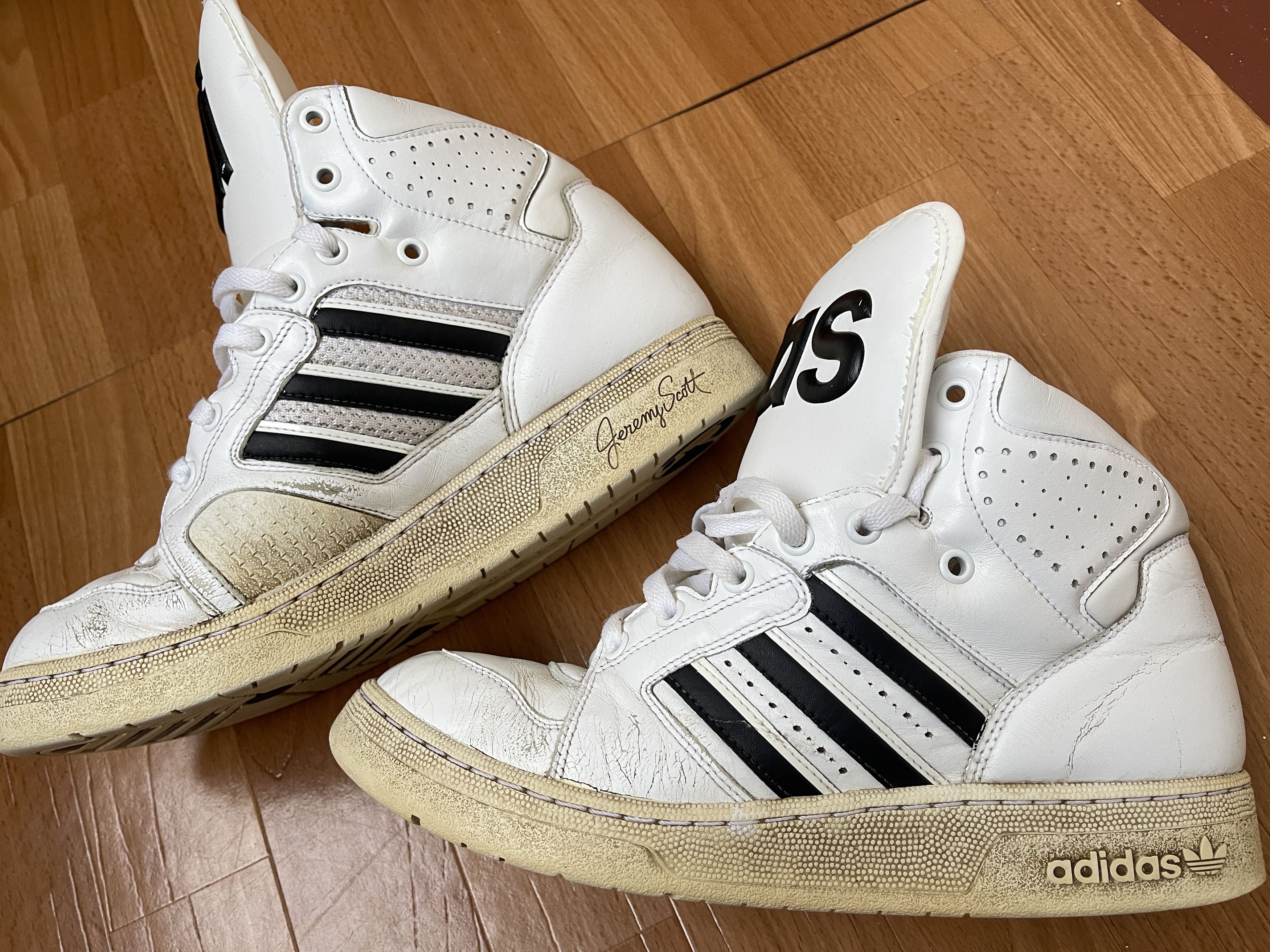 Adidas × Jeremy Scott Adidas sneakers, Jeremy Scott Instinct, Hi Top shoes, V24529 Size US 10.5 / EU 43-44 - 15 Thumbnail