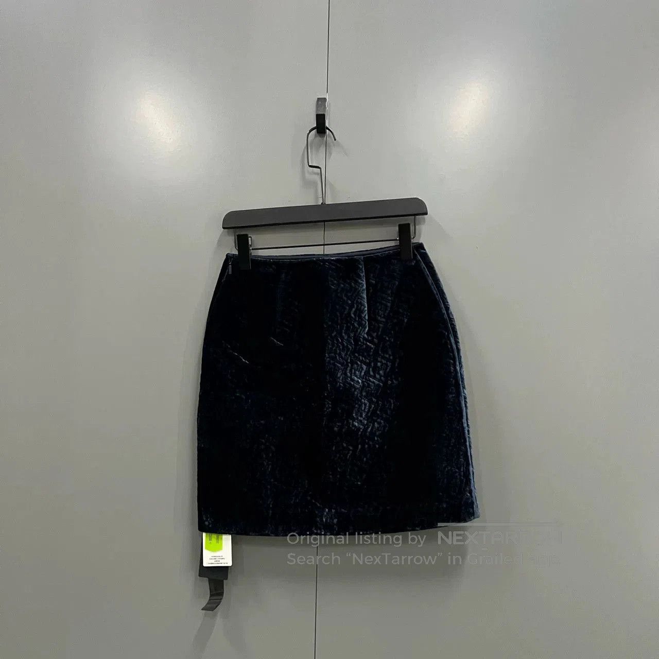 Fendi FENDI Blue Velvet Embossed Skirt. Size 37" - 2 Thumbnail