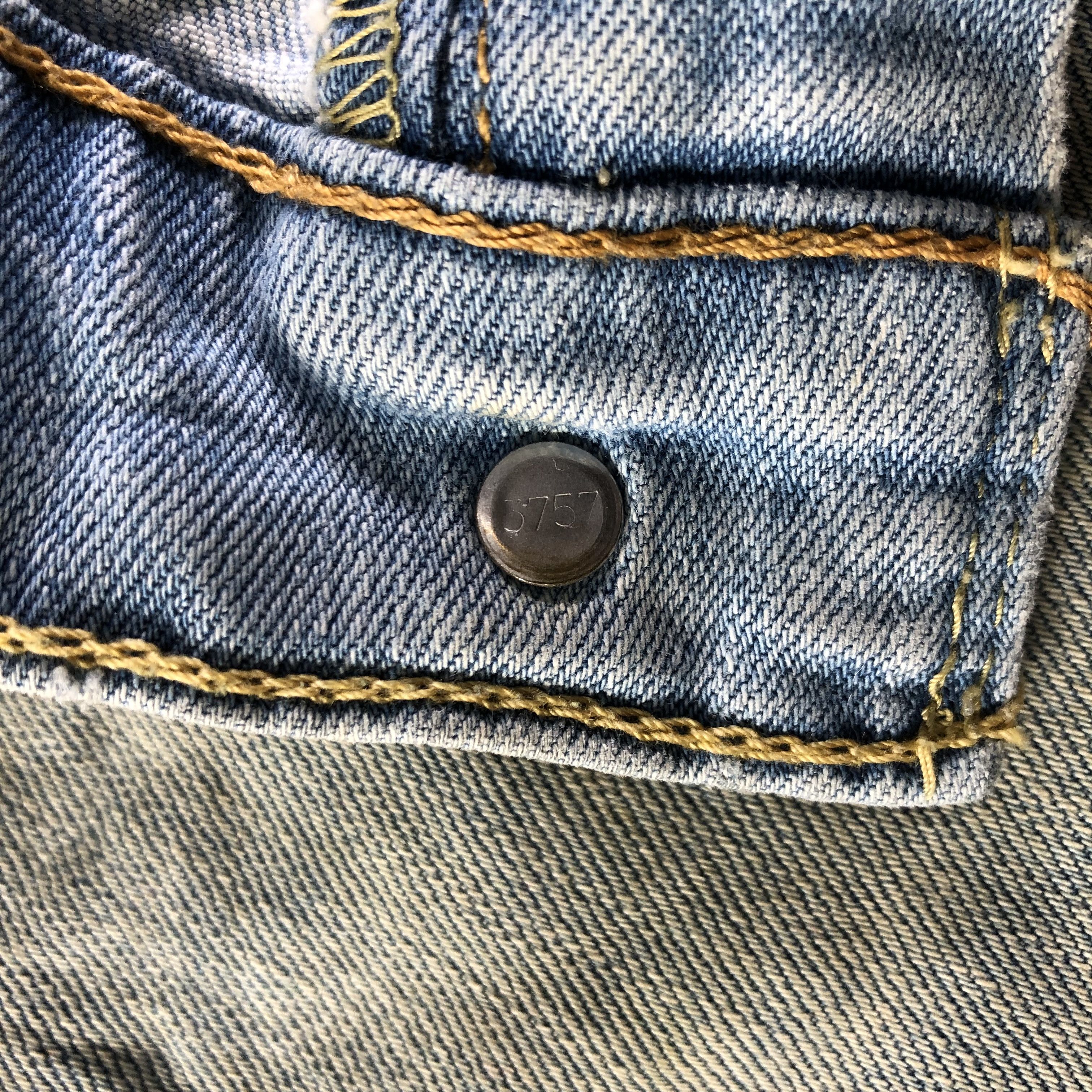 Levi's Vintage Light Wash Levis 511 Jeans-J4446 Size US 31 - 7 Thumbnail
