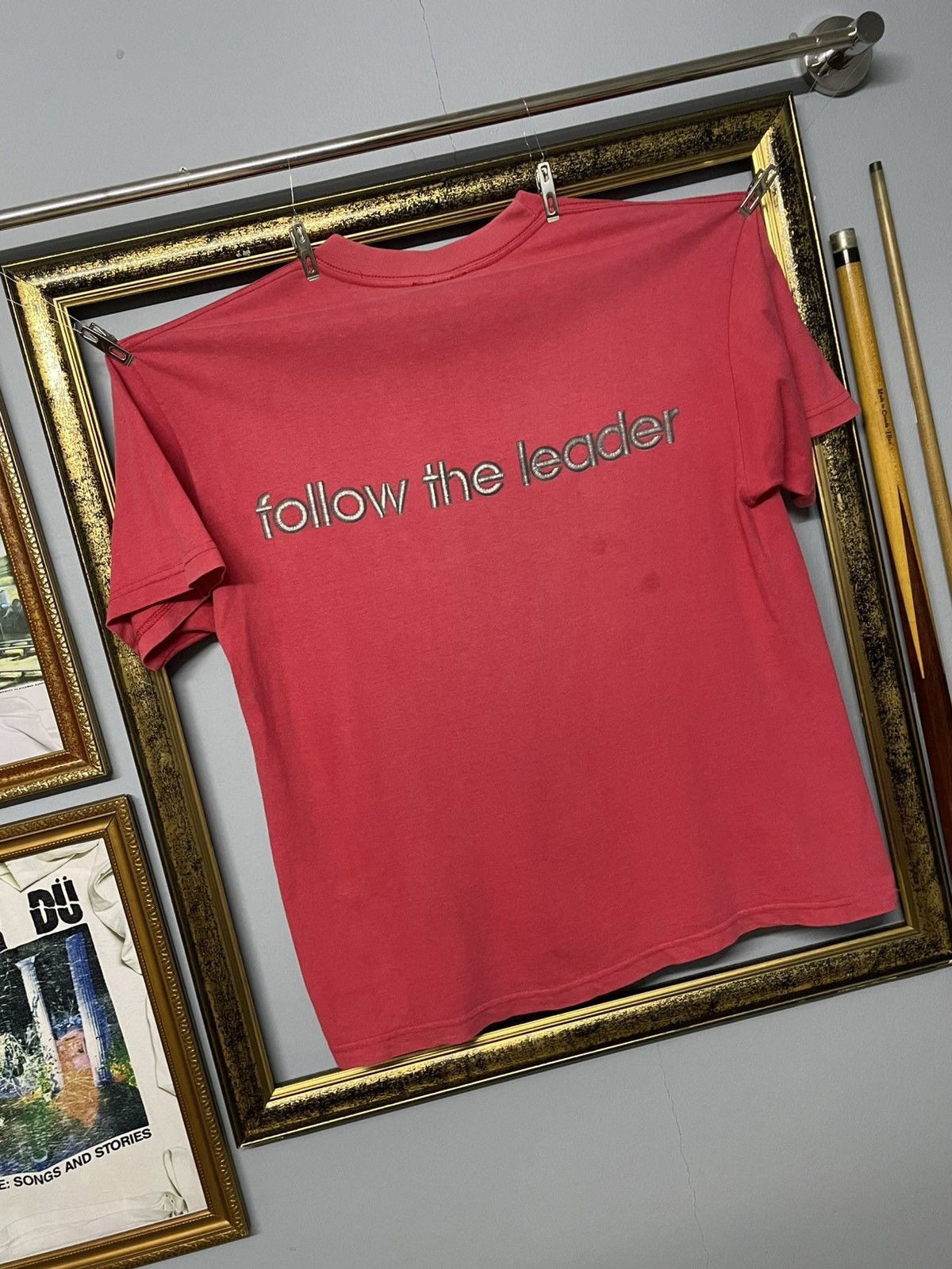 Vintage 1990s Korn Follow The Leader Boxy Sunfaded Distressed Tee Size US S / EU 44-46 / 1 - 9 Thumbnail
