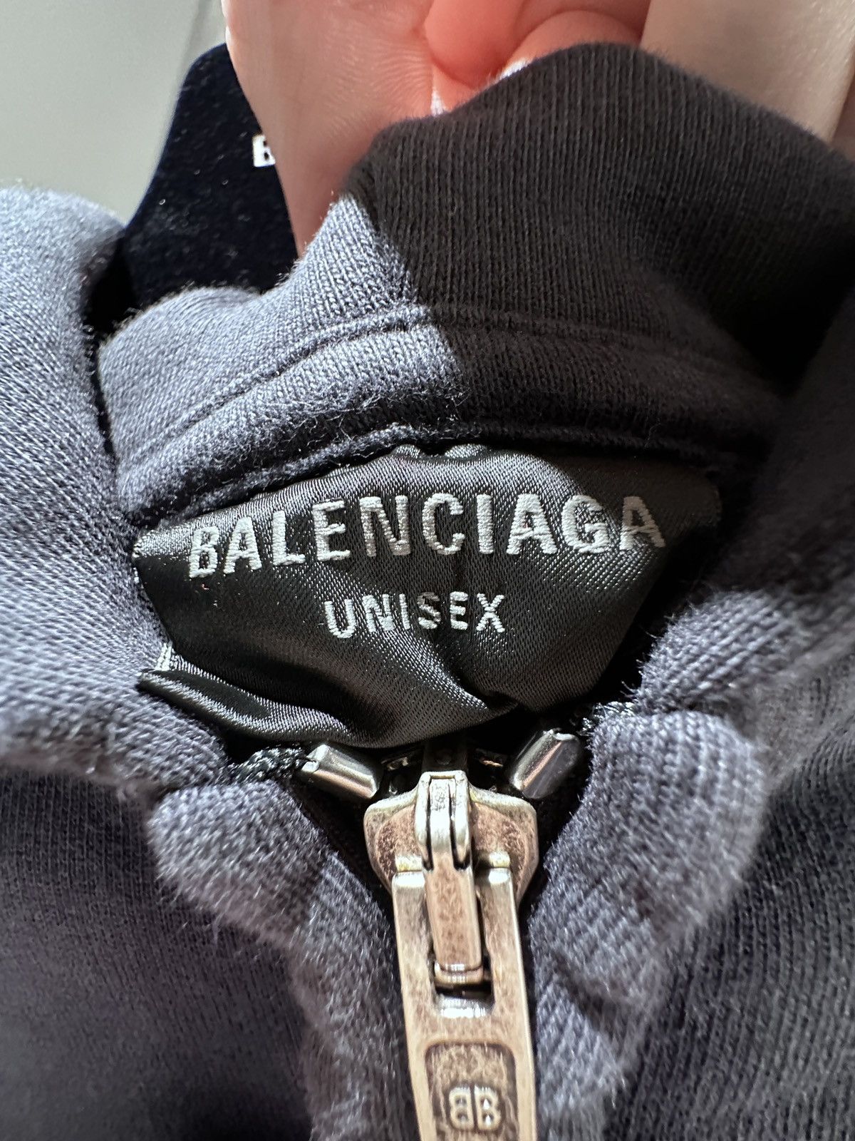 Balenciaga Balenciaga Tacky zip up hoodie Size US S / EU 44-46 / 1 - 3 Thumbnail