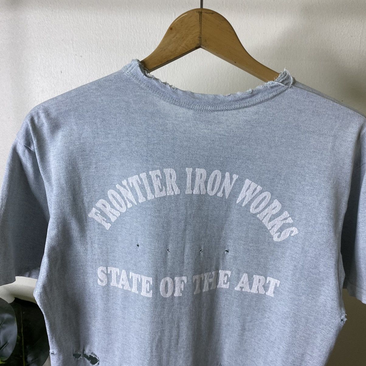 The Flat Head Frontier Iron Works Distressed Tee Size US M / EU 48-50 / 2 - 9 Thumbnail