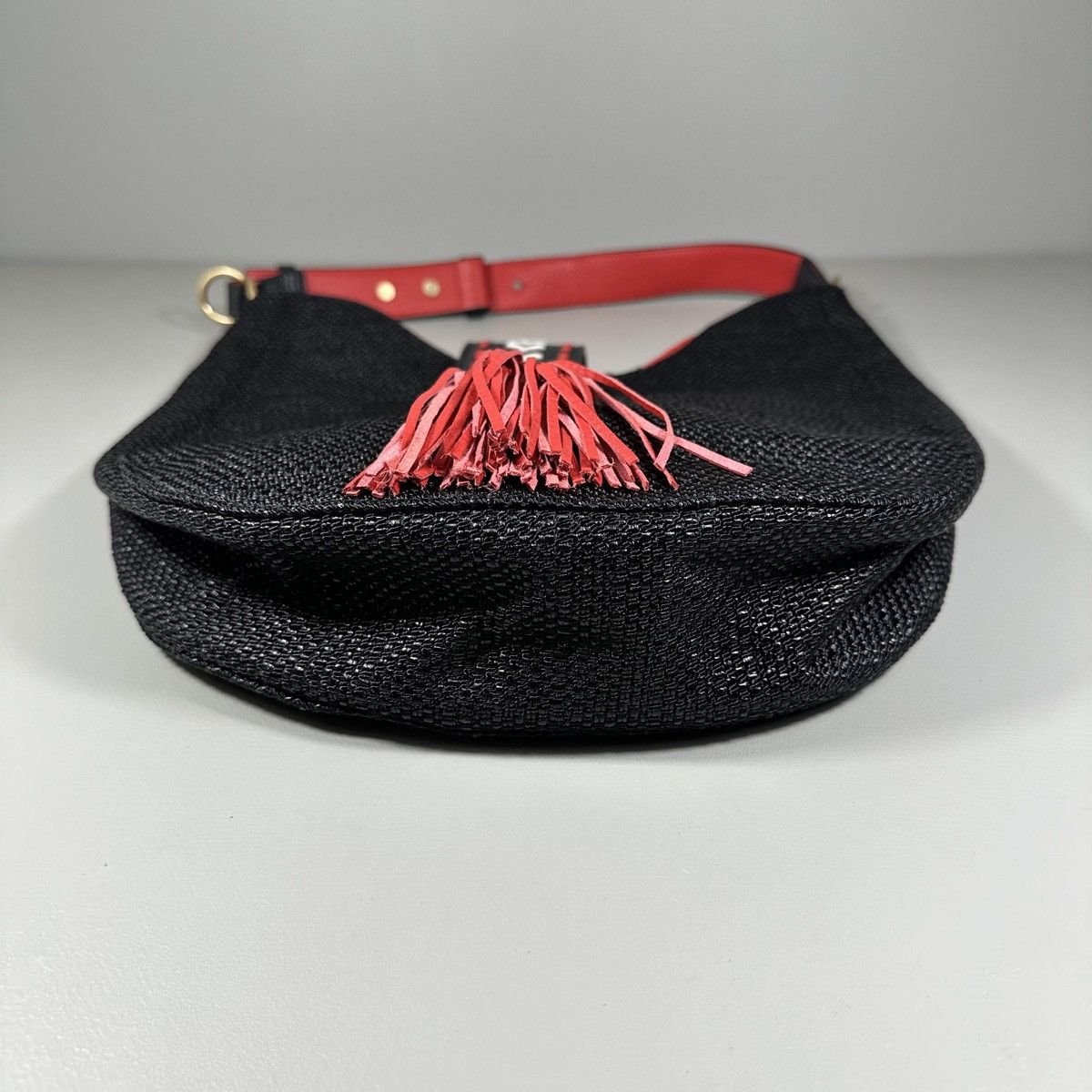 Badgley Mischka Badgley Mischka Shoulder Bag Basket Weave Tassel Leather Size ONE SIZE - 5 Thumbnail