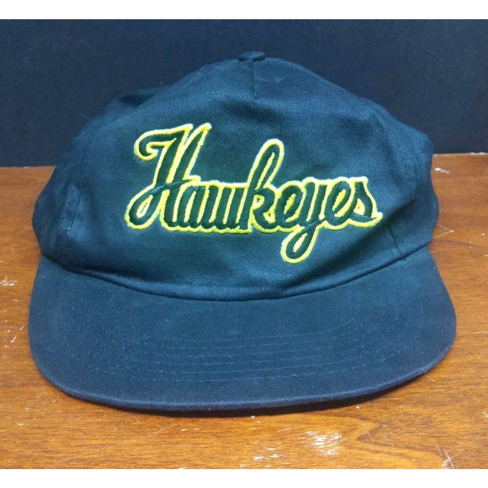 Vintage VINTAGE Universal Hawkeyes Cap Hat Snapback Black Yellow Adjustable Canvas College Men Boys Mens Size ONE SIZE - 2 Thumbnail