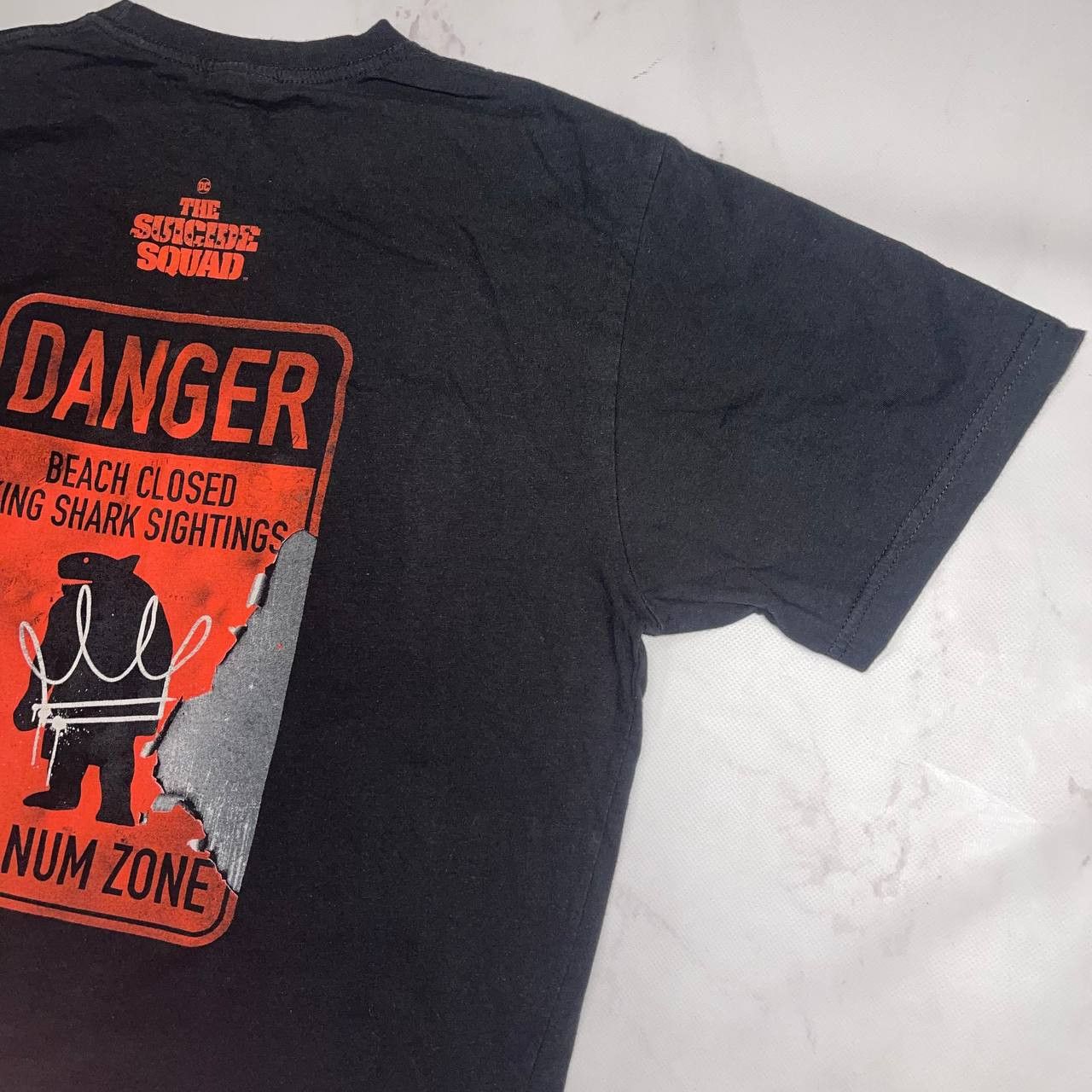 Vintage Suicide Squad King Shark NumNum Num Comic Graphic T-Shirt XL Size US XXL / EU 58 / 5 - 12 Thumbnail