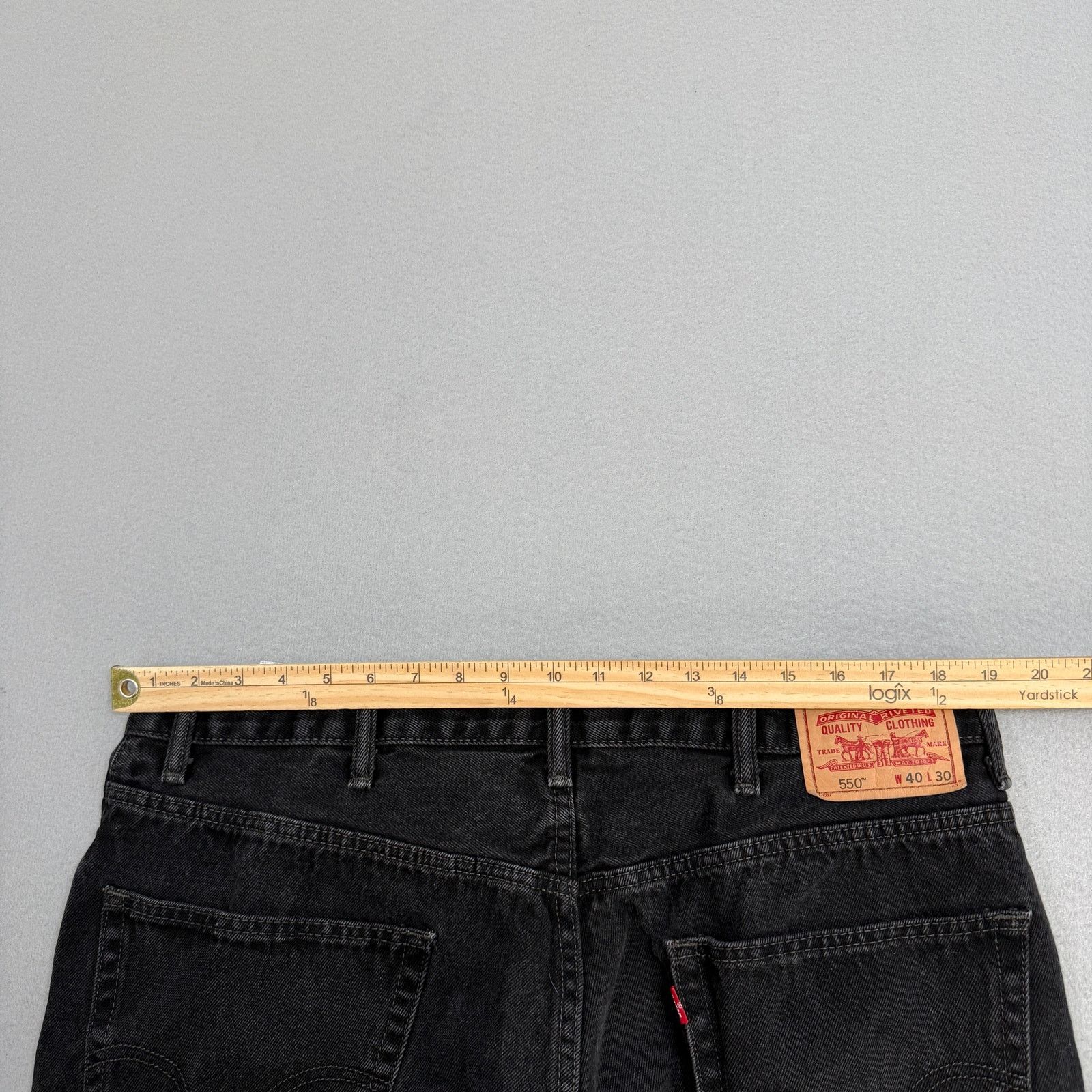 Levi's Vintage Levis 550 Relaxed Fit Jeans Men's 40x30 Black y2k Size US 40 / EU 56 - 8 Thumbnail