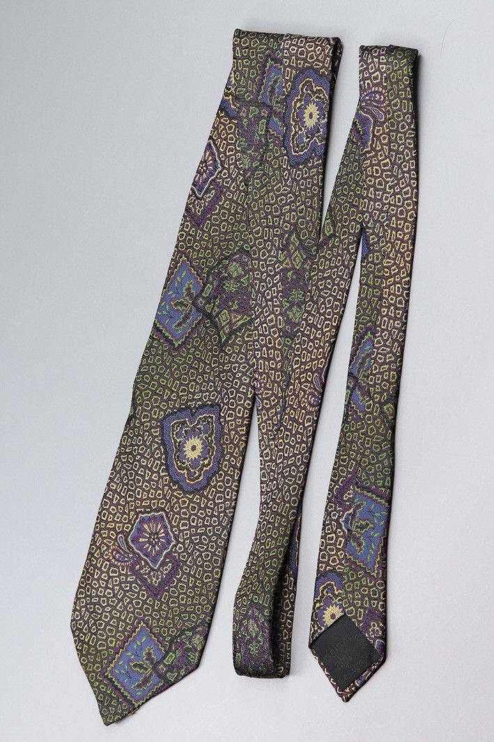 Other Vintage Alpi Silk Tie with Abstract Medallion Pattern Size ONE SIZE - 7 Thumbnail