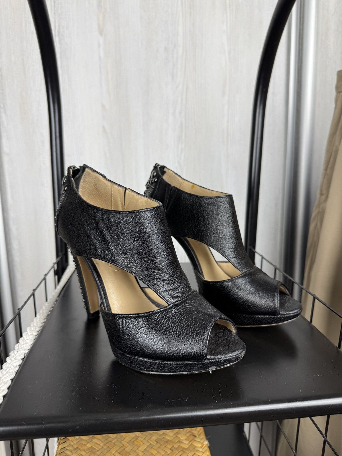 Bcbgmaxazria × Genuine Leather BCBG MaxAzria ILMA Black leather Heels Size US 7 / IT 37 - 7 Thumbnail