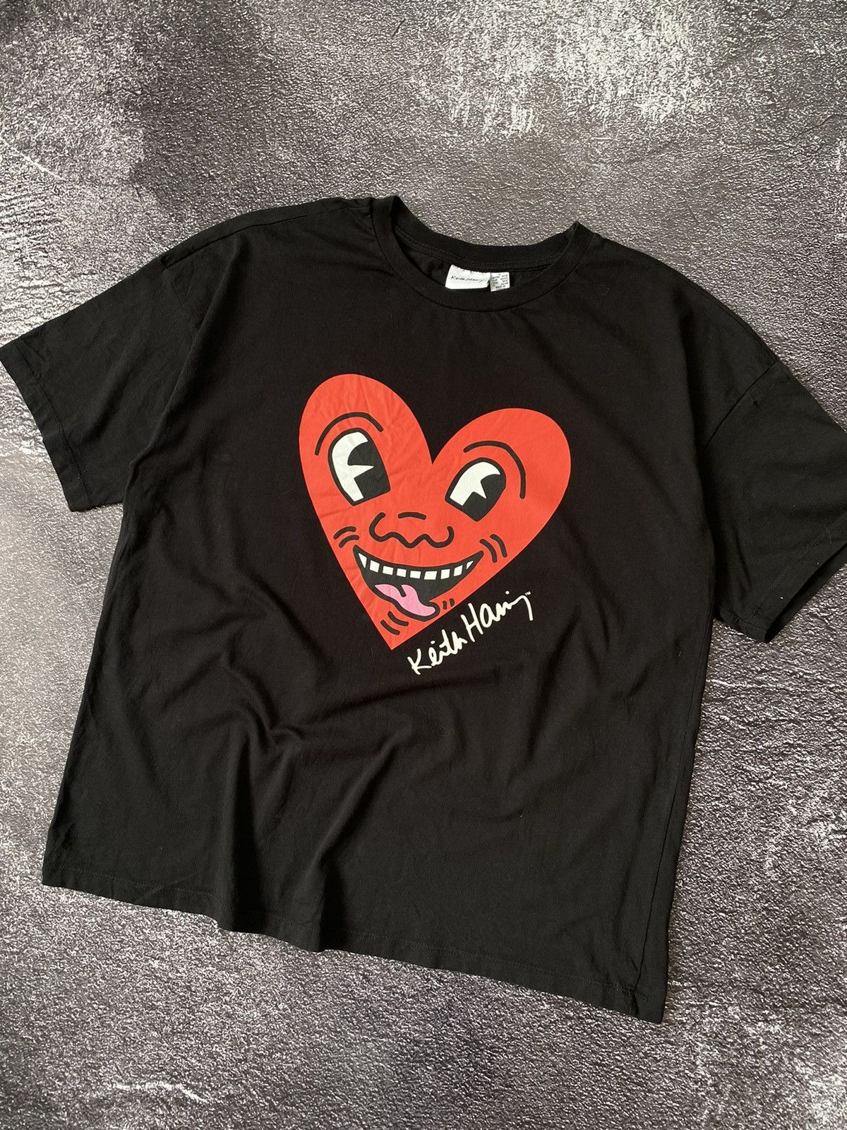 Keith Haring Keith Haring special edition “Happy Heart” T shirt Size US L / EU 52-54 / 3 - 2 Thumbnail