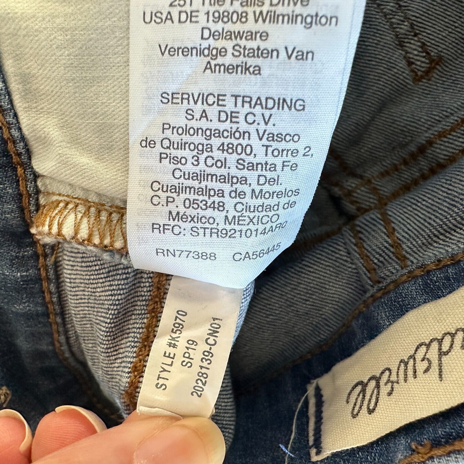 Madewell Madewell High Rise Denim Button Fly Shorts Raw Cuffs 26 Size 26" / US 2 / IT 38 - 6 Thumbnail