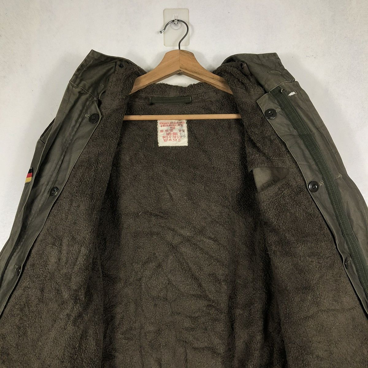 Buzz Rickson's TRUE VINTAGE 1989 SCHARRER UNTERGRIESBACH PARKA JACKET OPTI Size US M / EU 48-50 / 2 - 16 Thumbnail