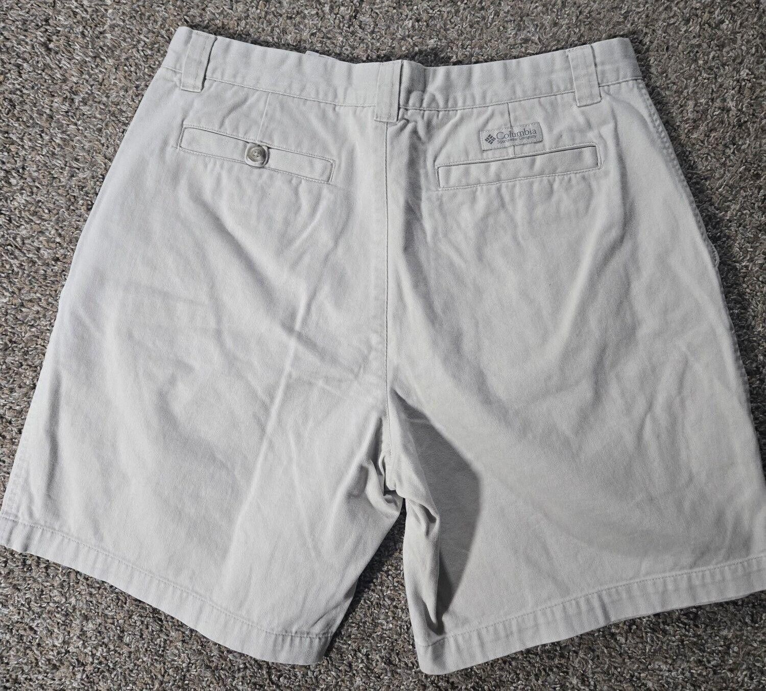 Columbia Khaki Columbia Sportswear Company Pleated Shorts 34 Size US 34 / EU 50 - 10 Thumbnail
