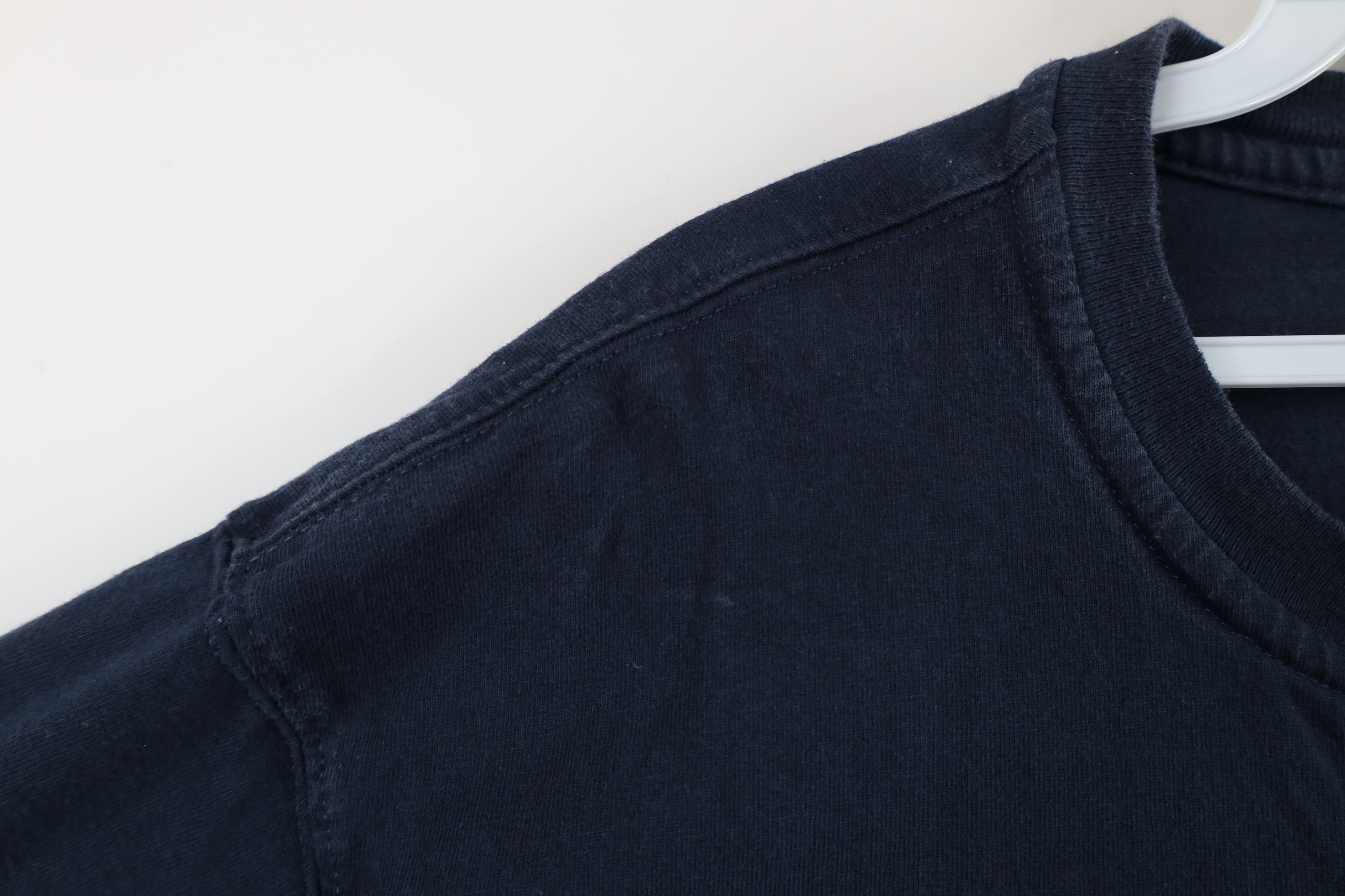 Carhartt × Vintage Vintage Carhartt Spell Box Logo Pocket Henley T-Shirt Blue Size US L / EU 52-54 / 3 - 6 Thumbnail
