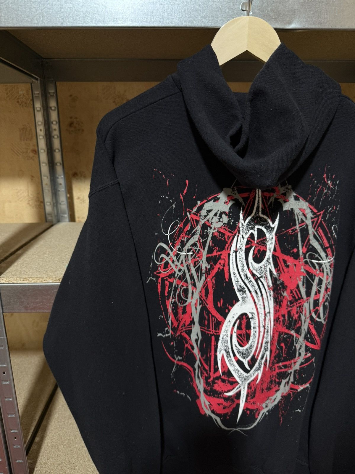 Band Tees × Vintage Vintage Slipknot Des Moines Iowa 2014 Rock Band Retro Hoodie Size US XL / EU 56 / 4 - 4 Thumbnail