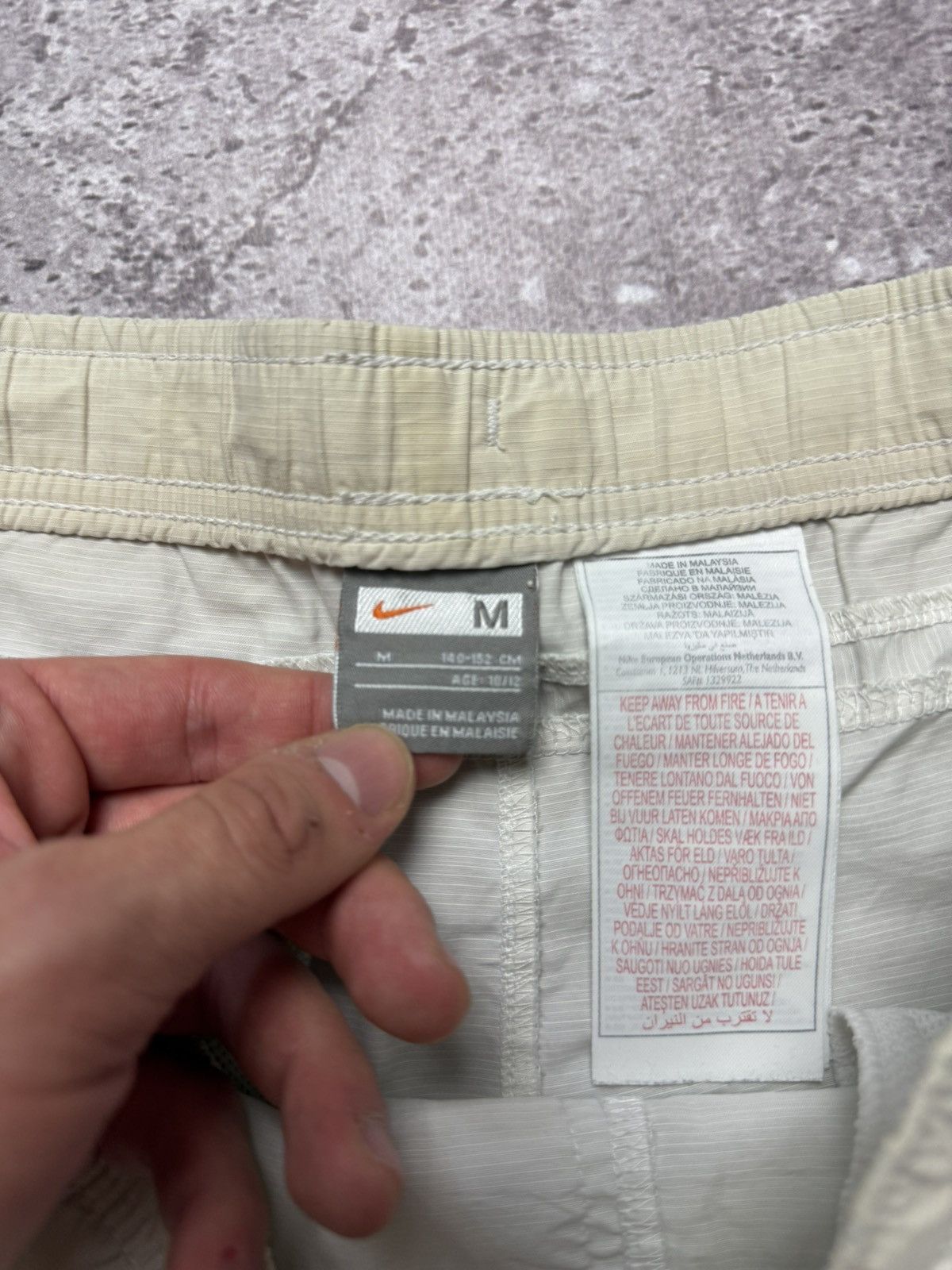 Nike × Vintage Vintage Nike Nylon Shorts 90s Y2K Size US 32 / EU 48 - 4 Thumbnail