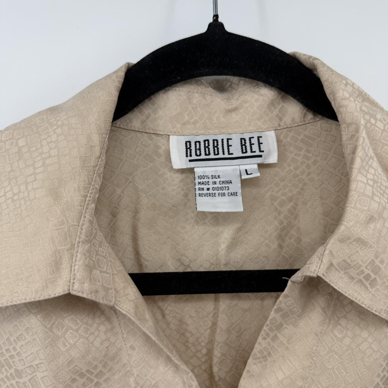 Other Vintage Robbie Bee 100% Silk Button Front Blouse Beige Size L / US 10 / IT 46 - 2 Thumbnail