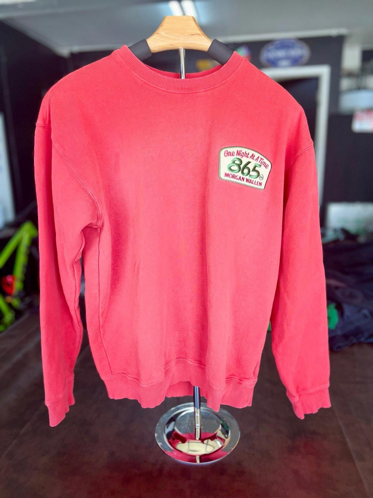 Designer Morgan Wallen 'One Night At A Time' Crewneck Sweatshirt - Size US S / EU 44-46 / 1 - 1 Thumbnail