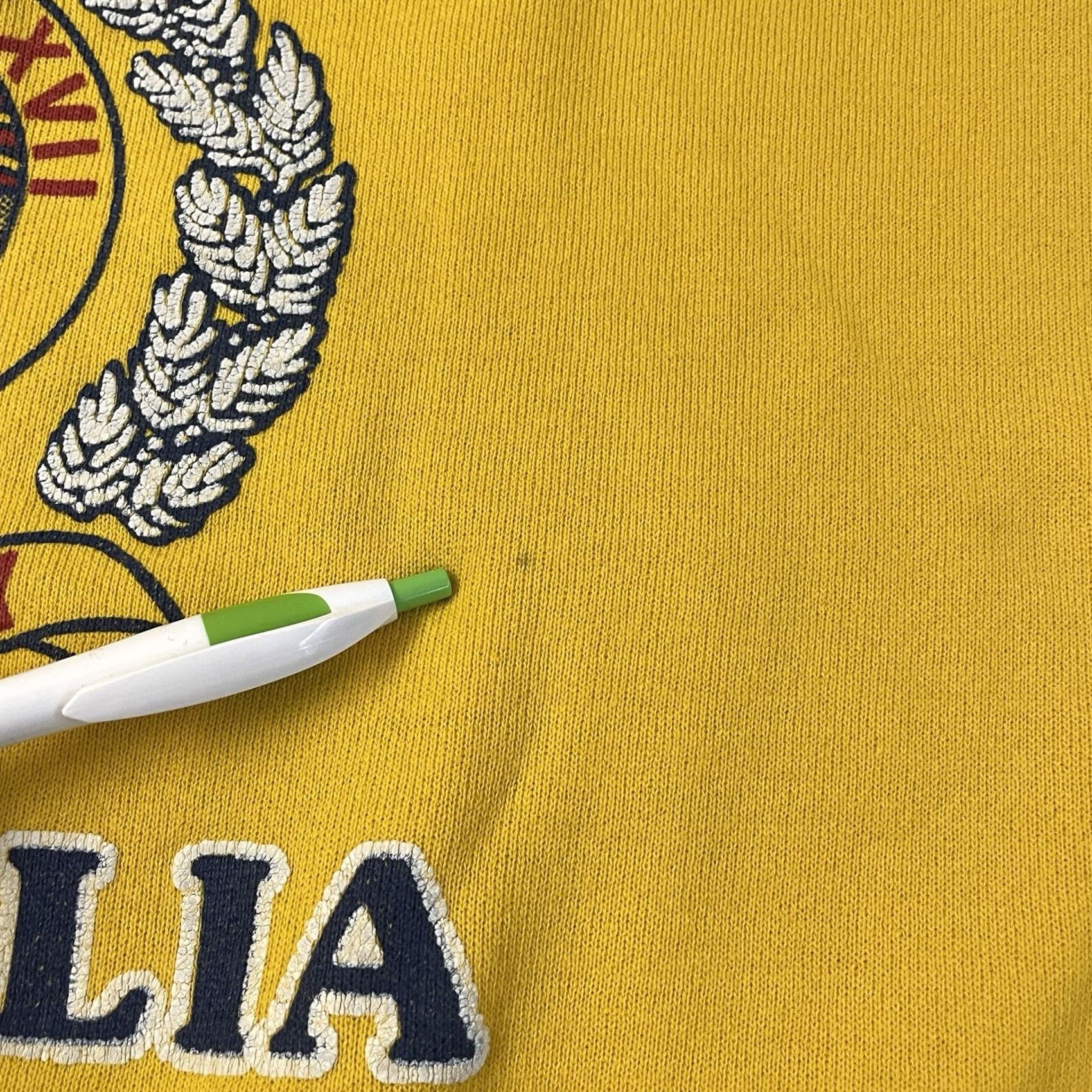 Velva Sheen VINTAGE Velva Sheen University of Australia Sweatshirt Adult Large Gold Pullover Mens Sweatshirt Pullover Gold Logo 80s 90s Mens Size US L / EU 52-54 / 3 - 4 Thumbnail
