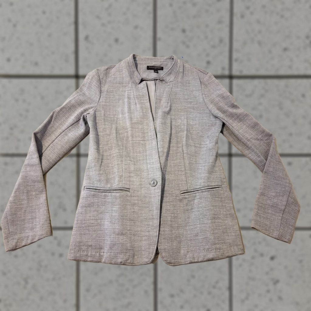 Banana Republic Womens Banana Republic Jacket Blazer S Small Gray Regular Button Lined Polyester Rayon Women’s Modern Classic (Fall Spring Winter) Size S / US 4 / IT 40 - 1 Thumbnail