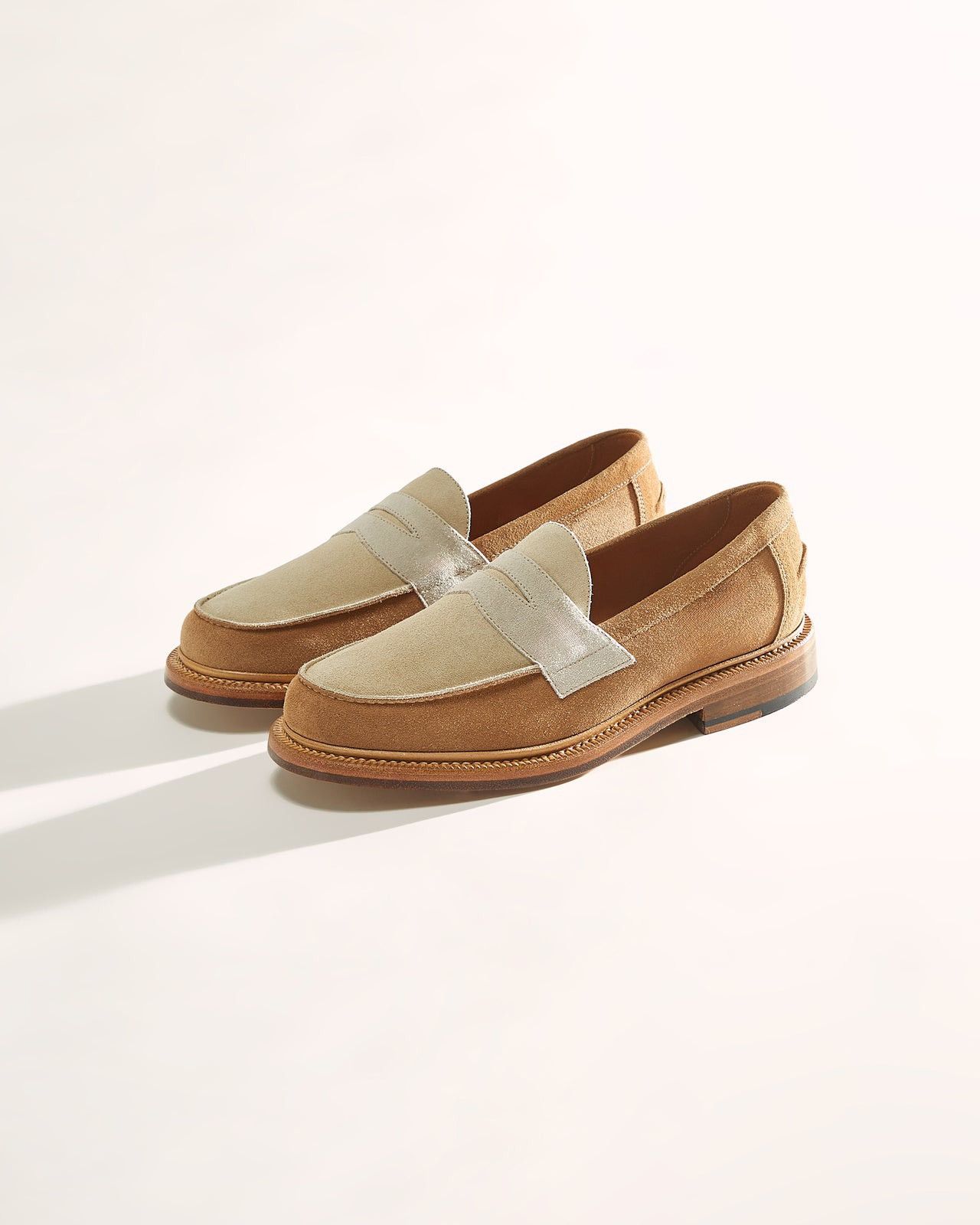 Blackstock & Weber × Kith Kith x Blackstock & Weber Ellis Loafers Beige Size 8 Size US 8 / EU 41 - 1 Thumbnail