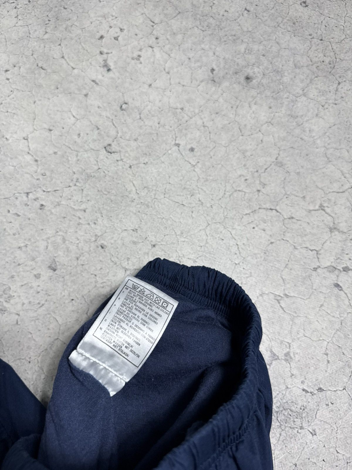 Nike Nike Vintage Track Pants Baggy Drill Swoosh Y2K Navy Nylon Size US 34 / EU 50 - 8 Thumbnail