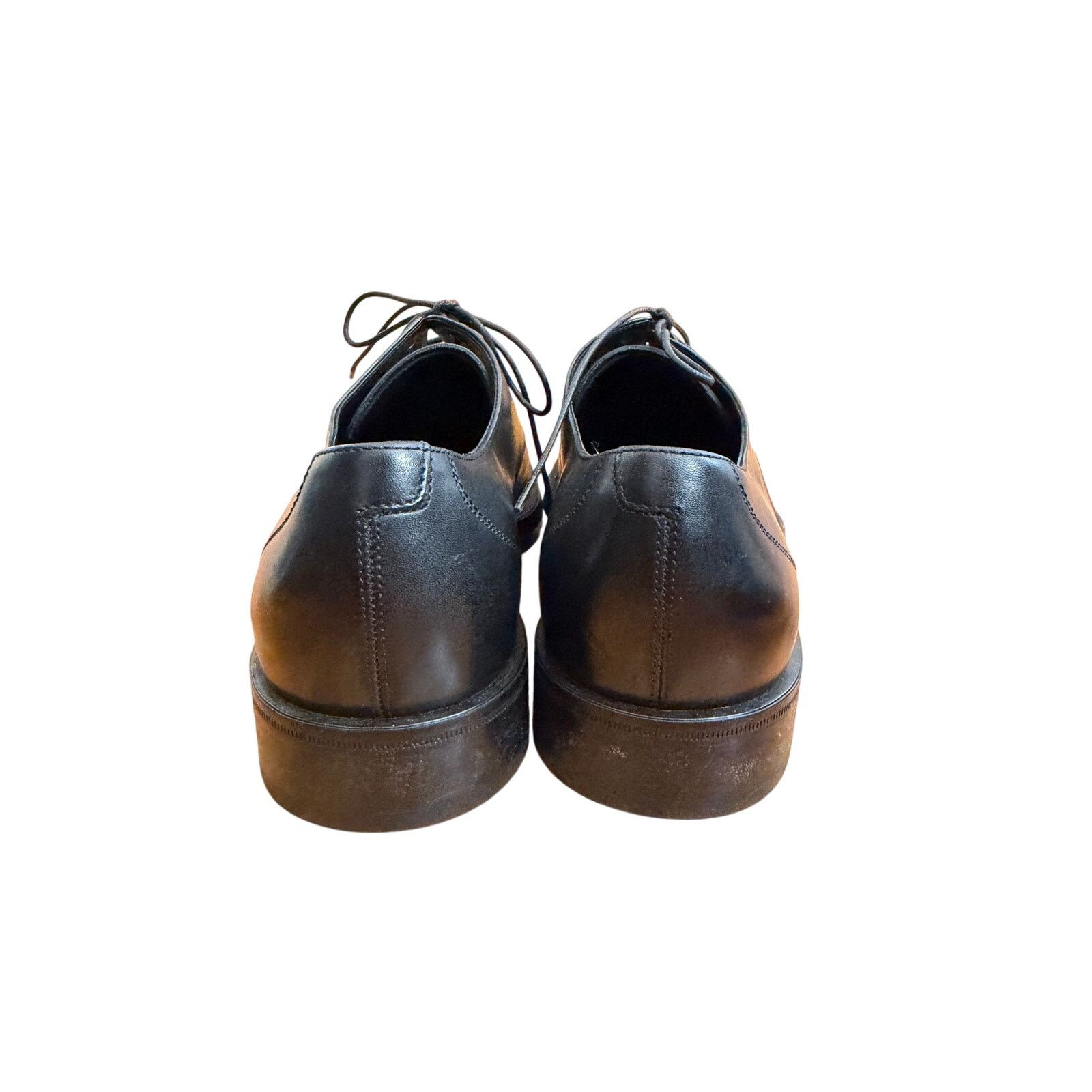 Salvatore Ferragamo Salvatore Ferragamo Like New Men's Black Leather Oxford Size US 7 / EU 40 - 5 Thumbnail