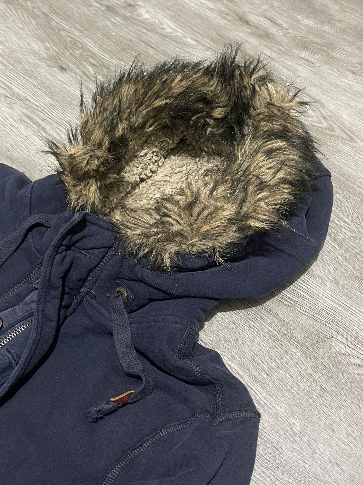 Abercrombie & Fitch Vintage🔥Abercrombie & Fitch Fauxfur Rare. Size US XL / EU 56 / 4 - 8 Thumbnail