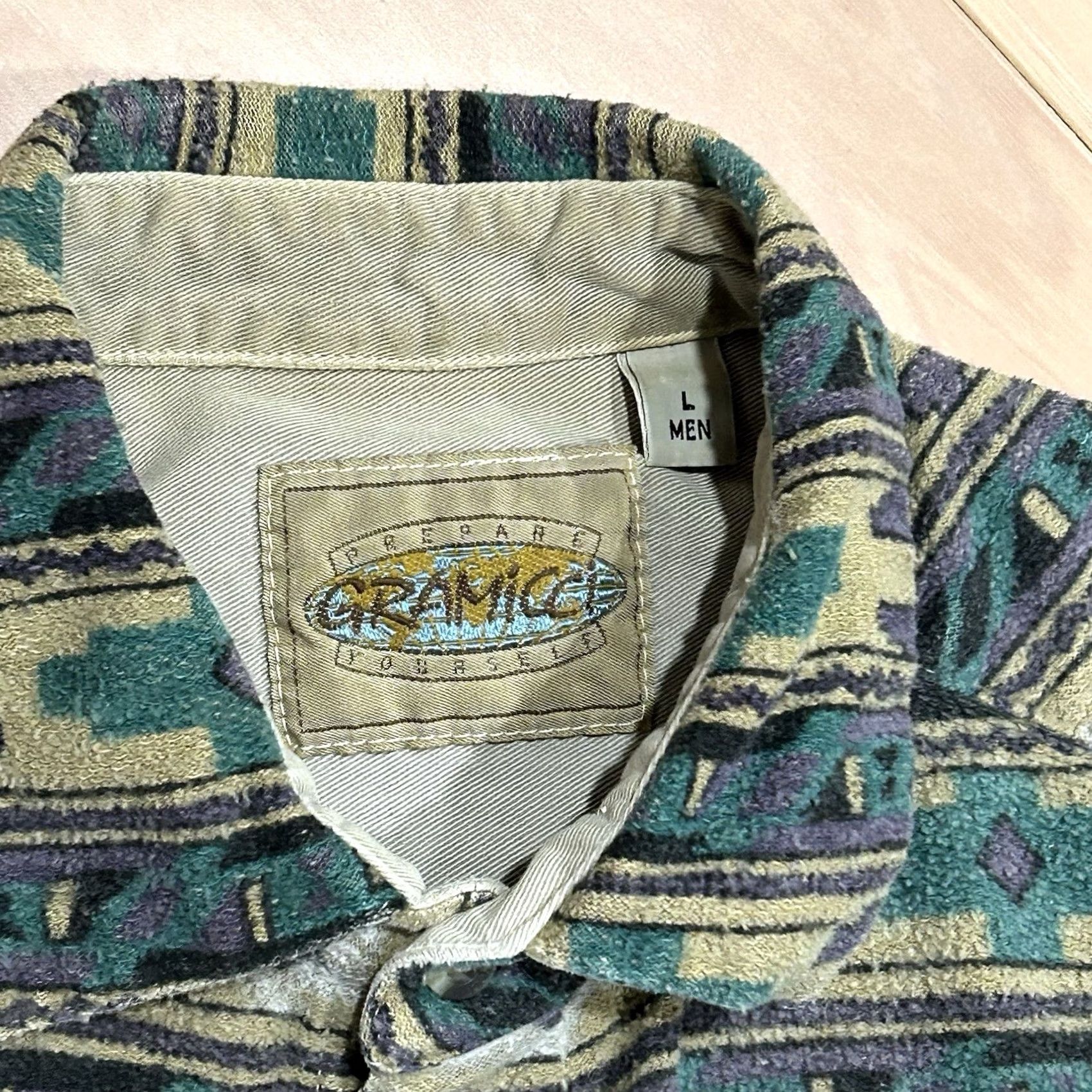 Gramicci VINTAGE Gramicci Button Up Shirt Men’s Large Southwestern Aztec USA Made Size US L / EU 52-54 / 3 - 4 Thumbnail