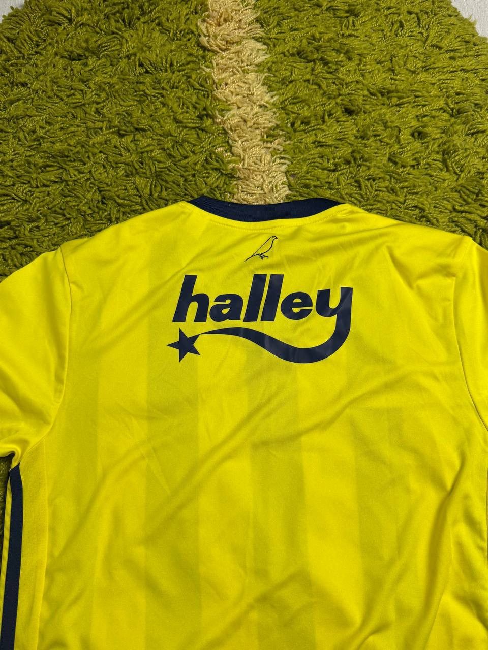 Other STEAL! 2020 Fenerbahce Fc Home Jersey Size US S / EU 44-46 / 1 - 10 Thumbnail