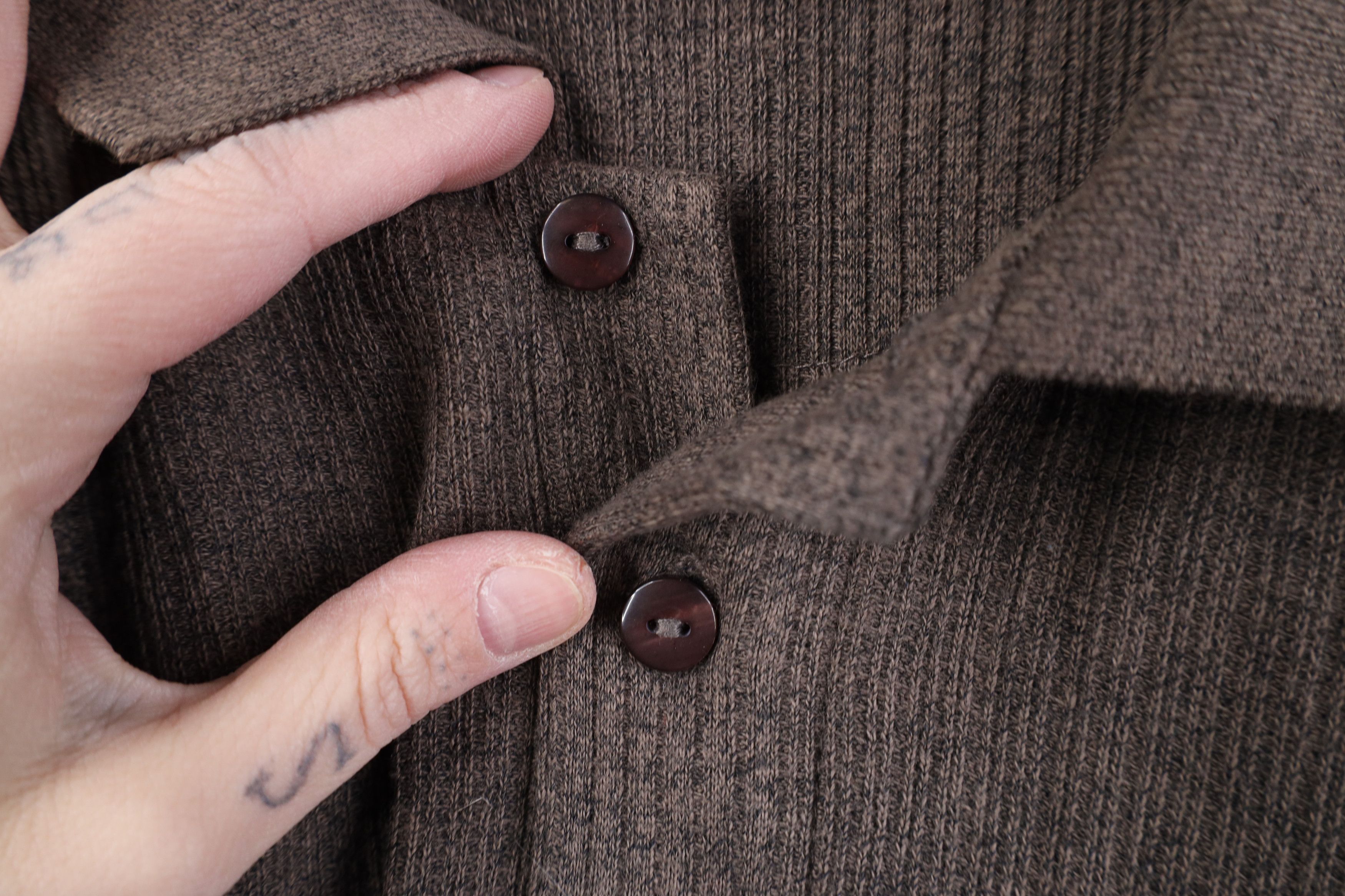 Vintage Vintage 90s Streetwear Ribbed Knit Long Sleeve Polo Brown Size US XL / EU 56 / 4 - 8 Thumbnail
