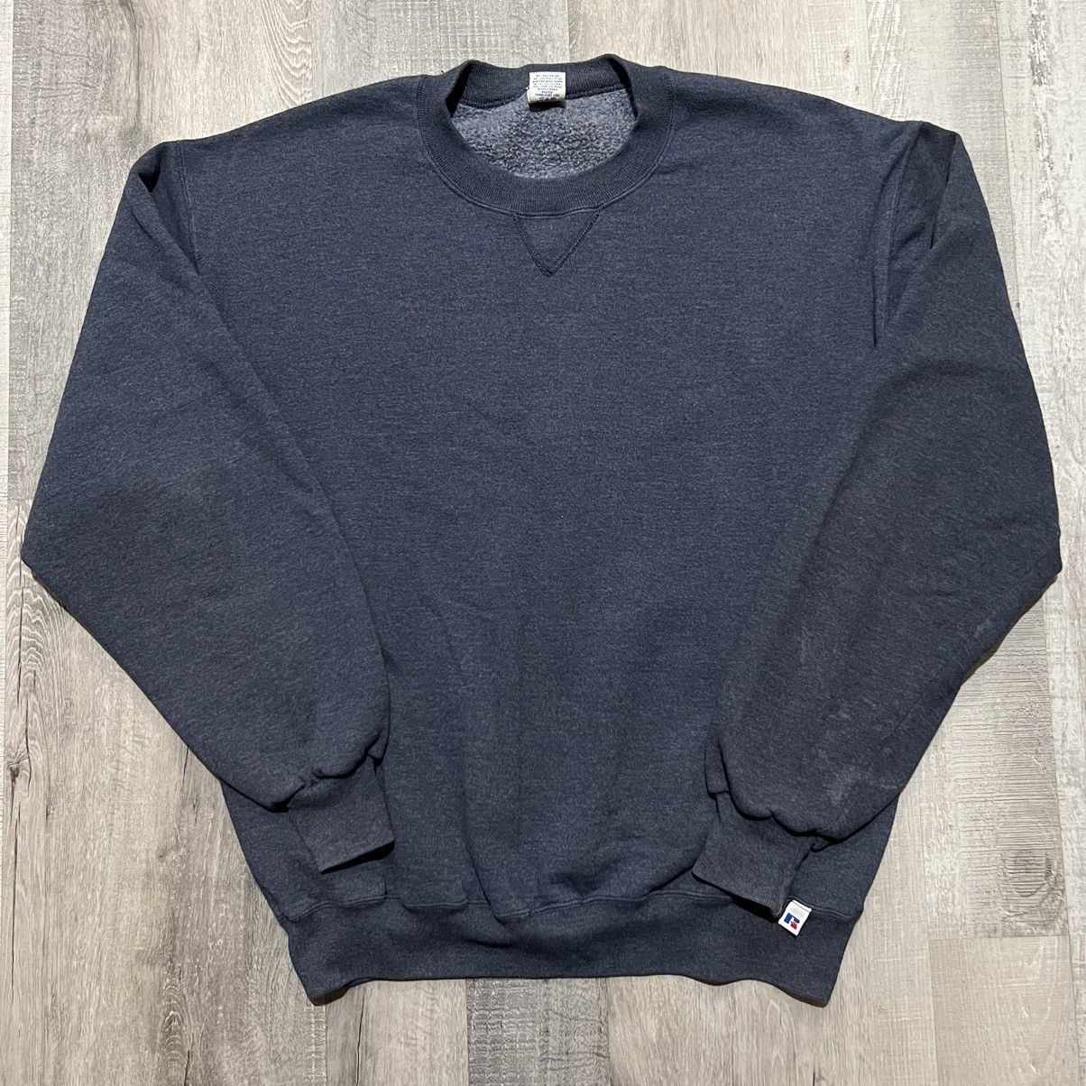 Russell Athletic × Vintage VTG Russell Athletic Blank Blue Y2K Crewneck Sweatshirt Size US L / EU 52-54 / 3 - 1 Thumbnail