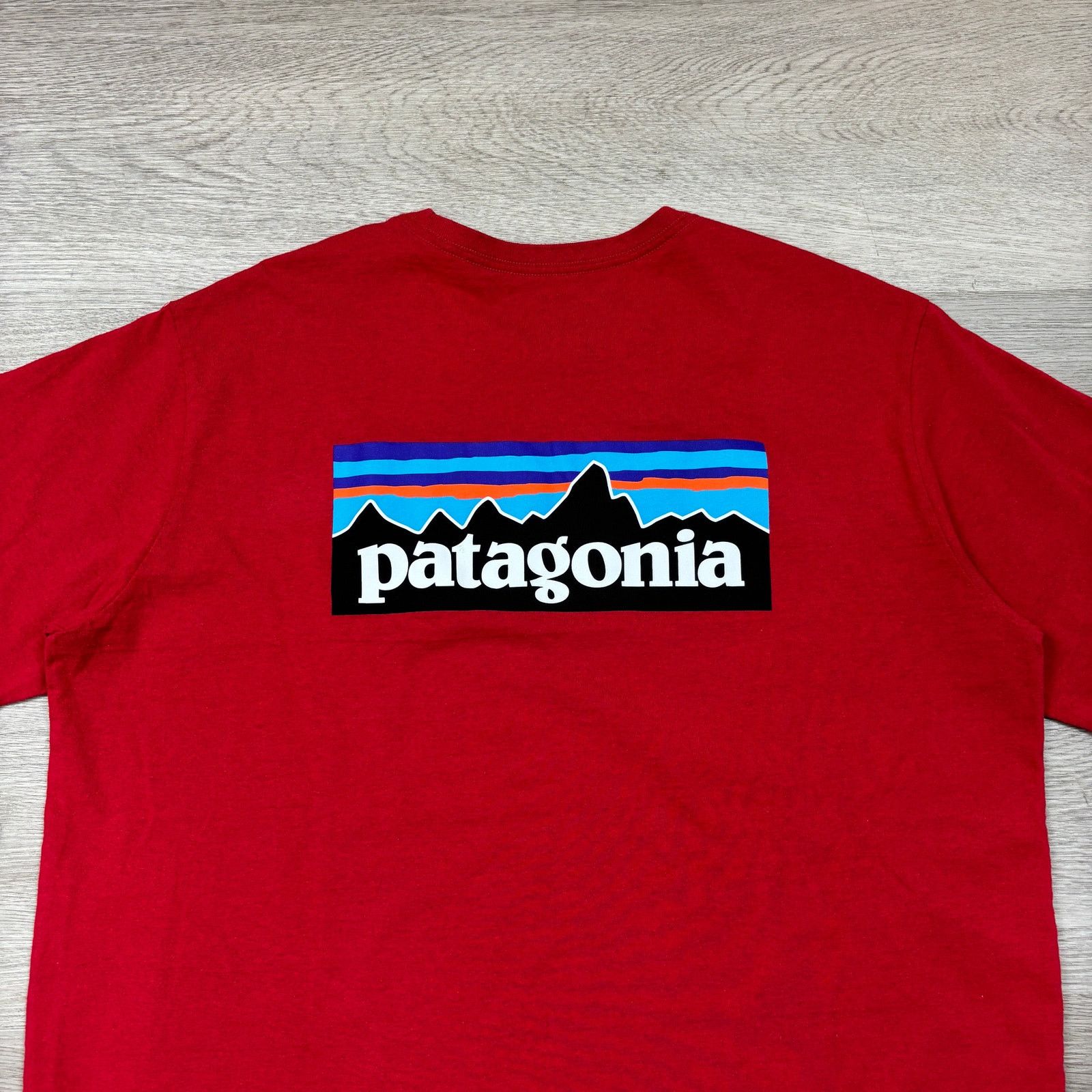 Patagonia Patagonia P-6 Logo Regular Fit Responsibili-tee Shirt XL Size US XL / EU 56 / 4 - 3 Thumbnail