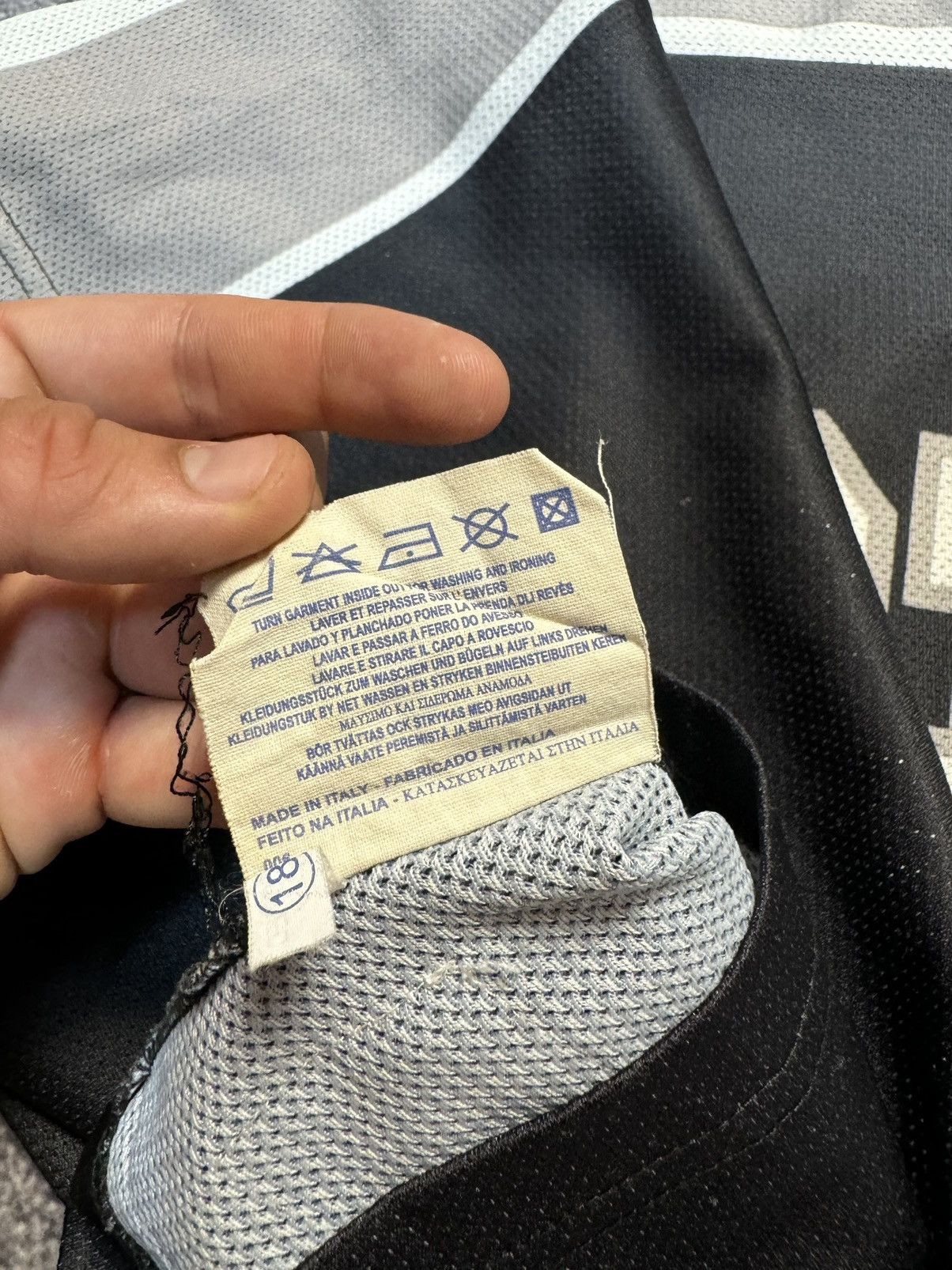 Champion Vintage Champion Spurs Duncan 21 Basketball Jersey Rare USA Size US S / EU 44-46 / 1 - 6 Thumbnail