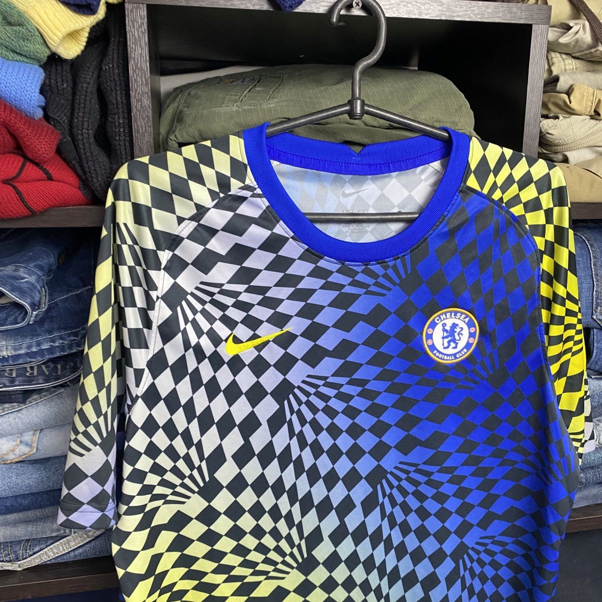 Nike Mens Nike FC Chelsea Rare Graphic soccer jersey size L Size US L / EU 52-54 / 3 - 2 Thumbnail