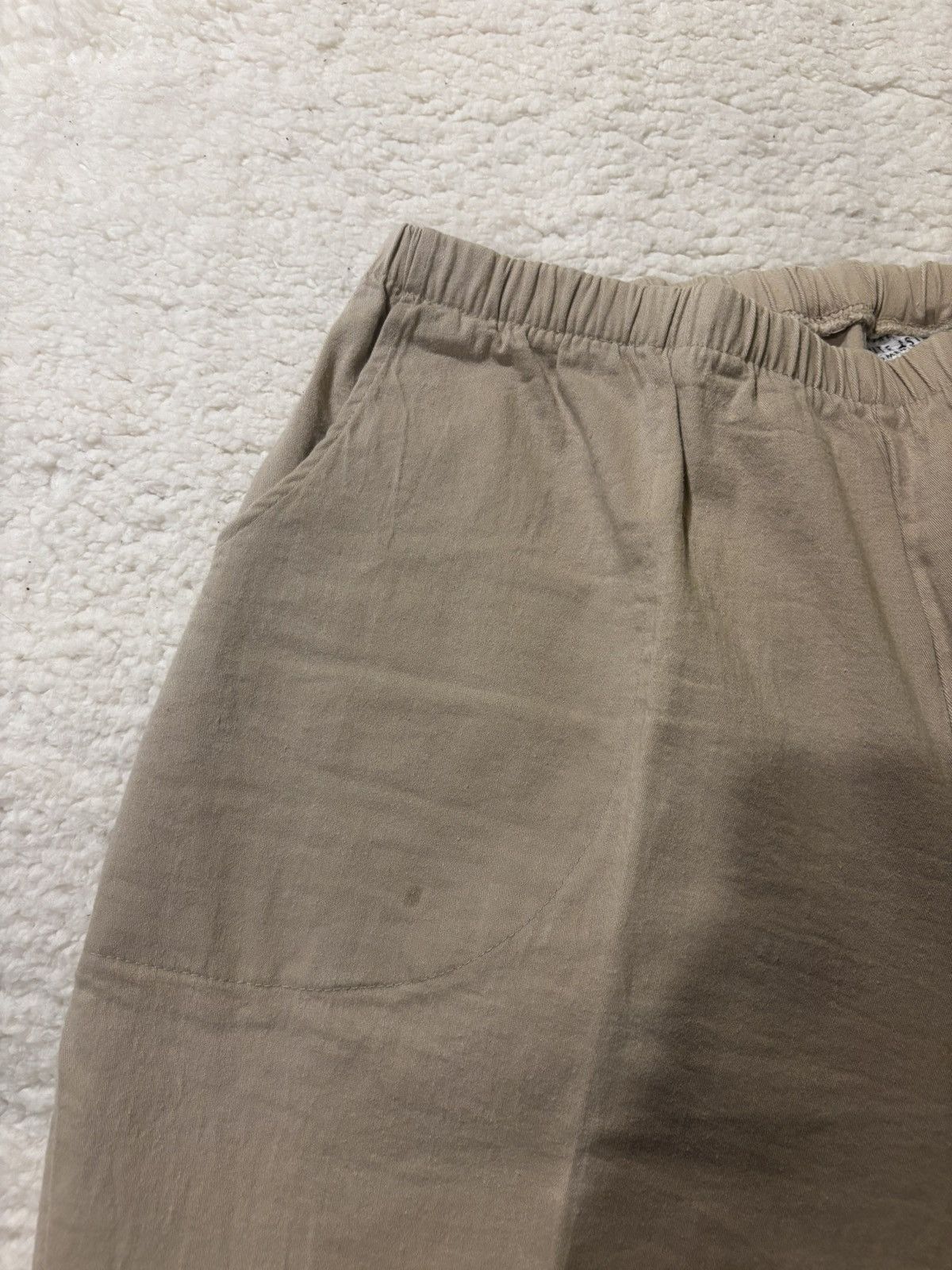 Other Women’s beige cotton chino pants1646 Size 40" / US 18 - 8 Thumbnail