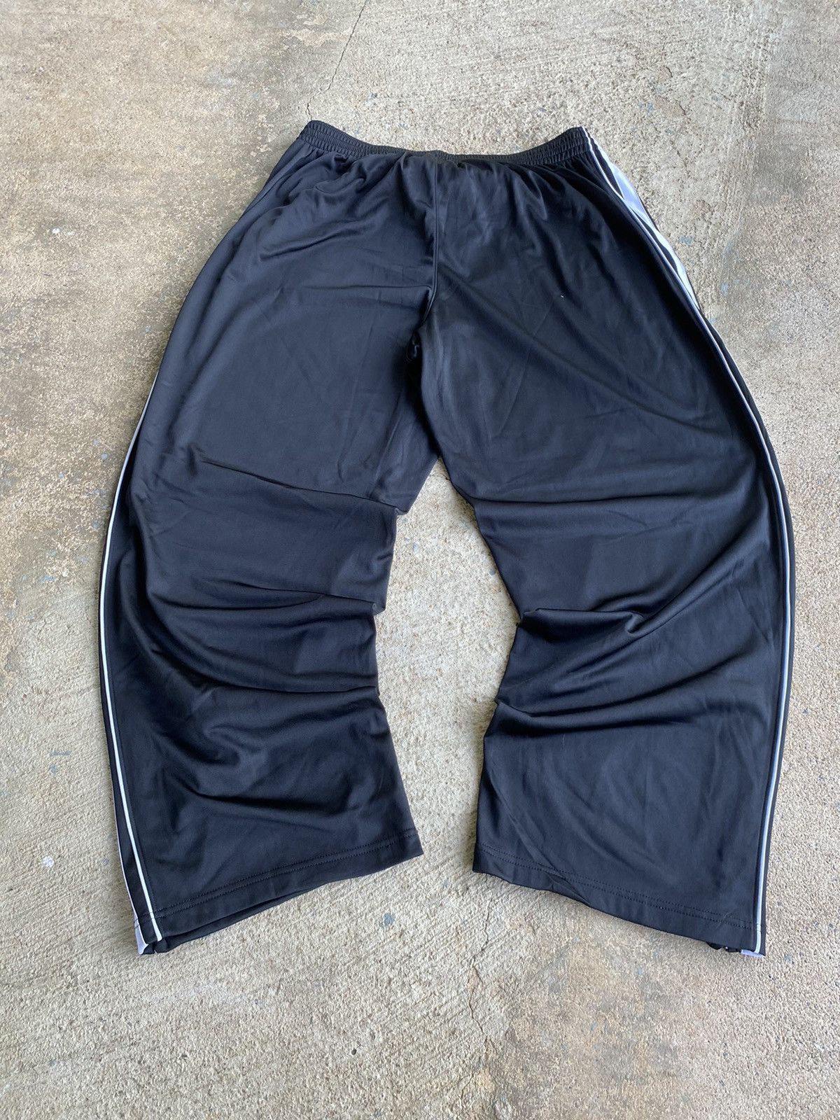 Japanese Brand × Nike × Vintage Vintage Y2K Nike Baggy Stripe Track Pants Size US 34 / EU 50 - 5 Thumbnail