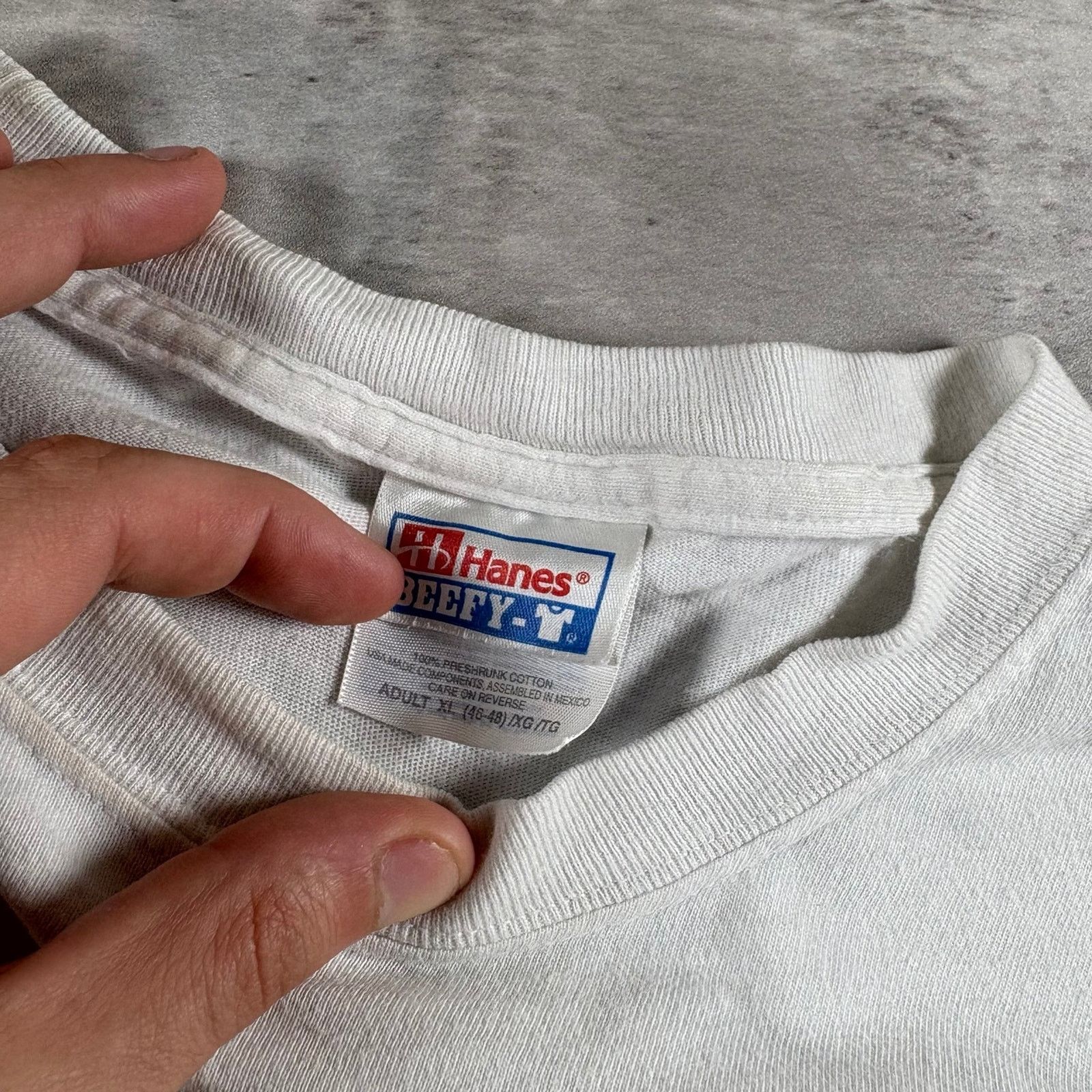 Hanes Vintage 90s shark AOP tee Size US XL / EU 56 / 4 - 3 Thumbnail