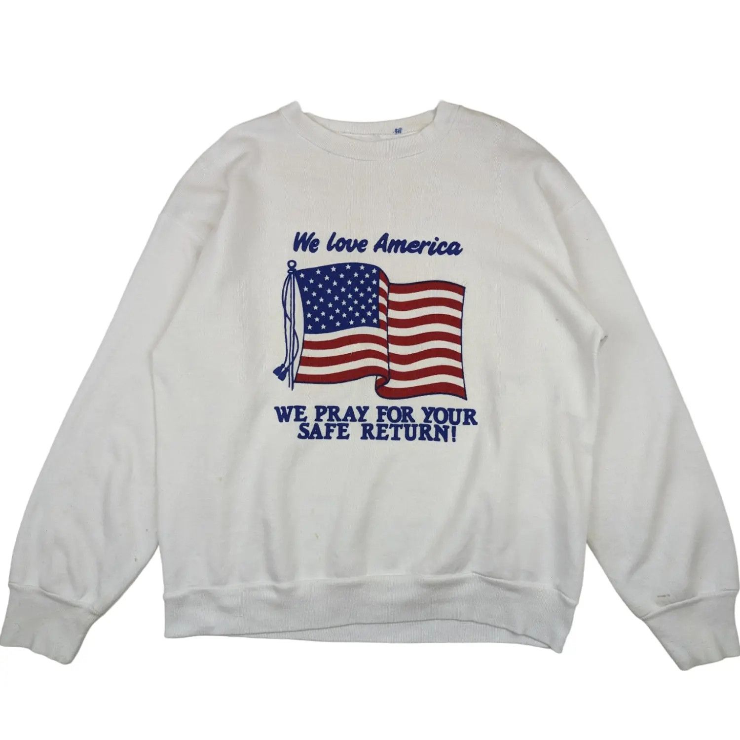 Vintage Vintage 90's WE LOVE AMERICA Spell Out Jumper Sweatshirt Size L / US 10 / IT 46 - 3 Thumbnail